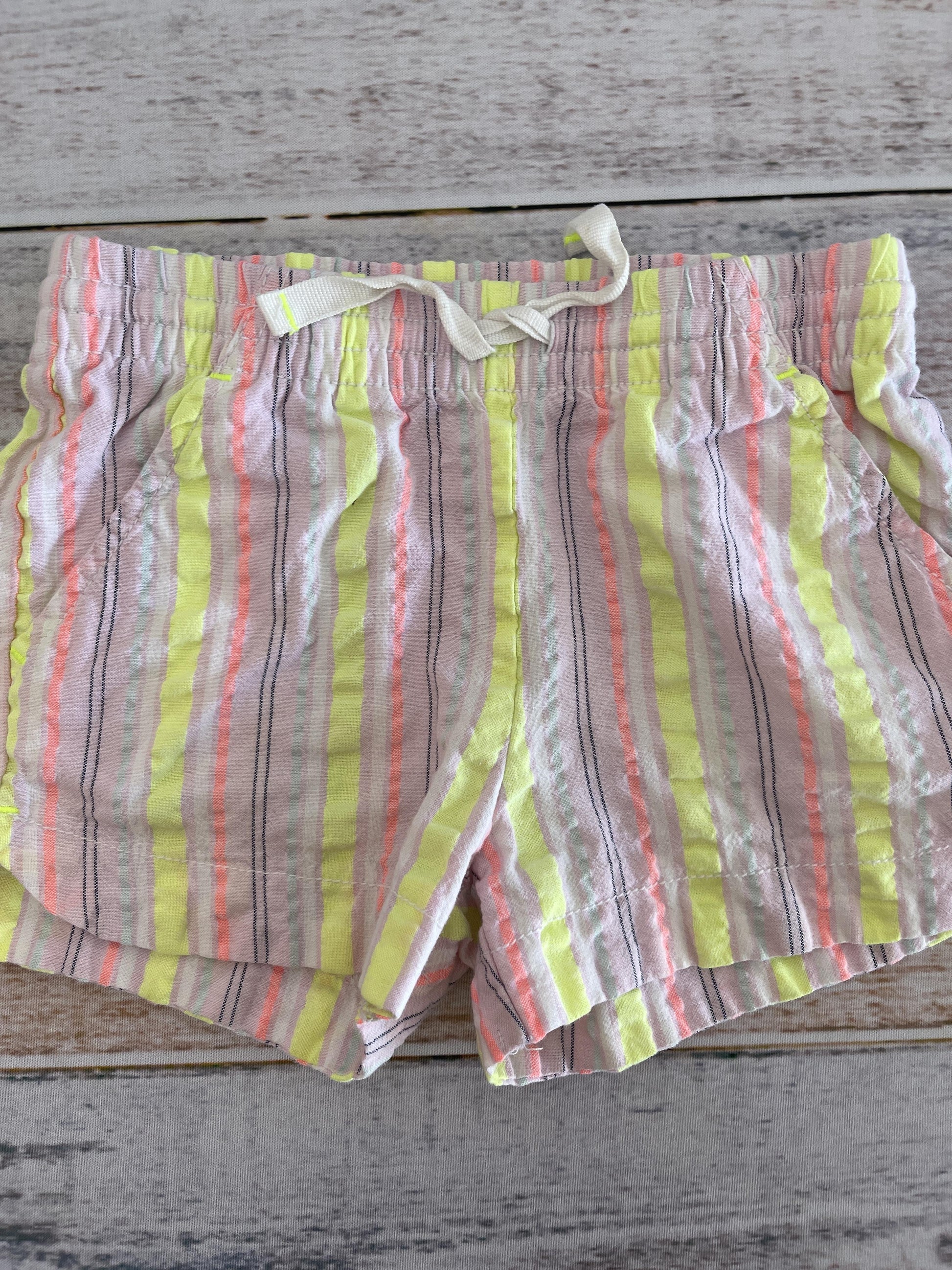 Cat & Jack Girls Rainbow Shorts Size: 4T Rainbow