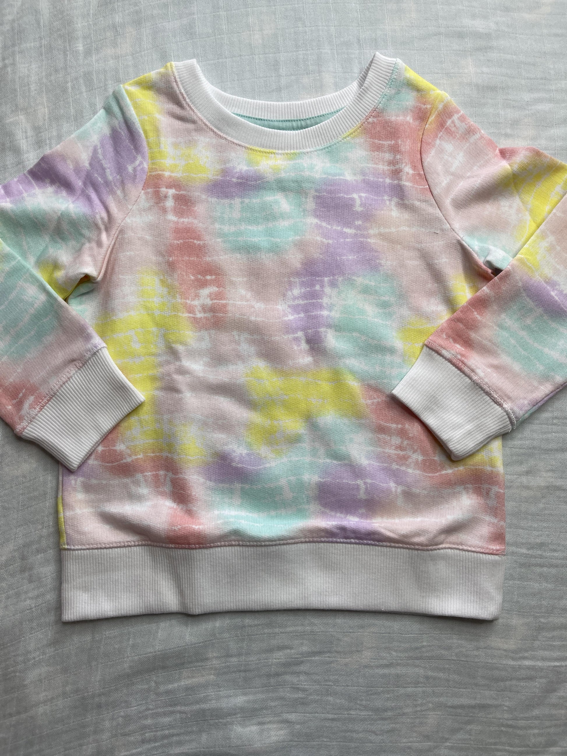 Cat & Jack Girls Rainbow Sweatshirt Size: 2T Rainbow