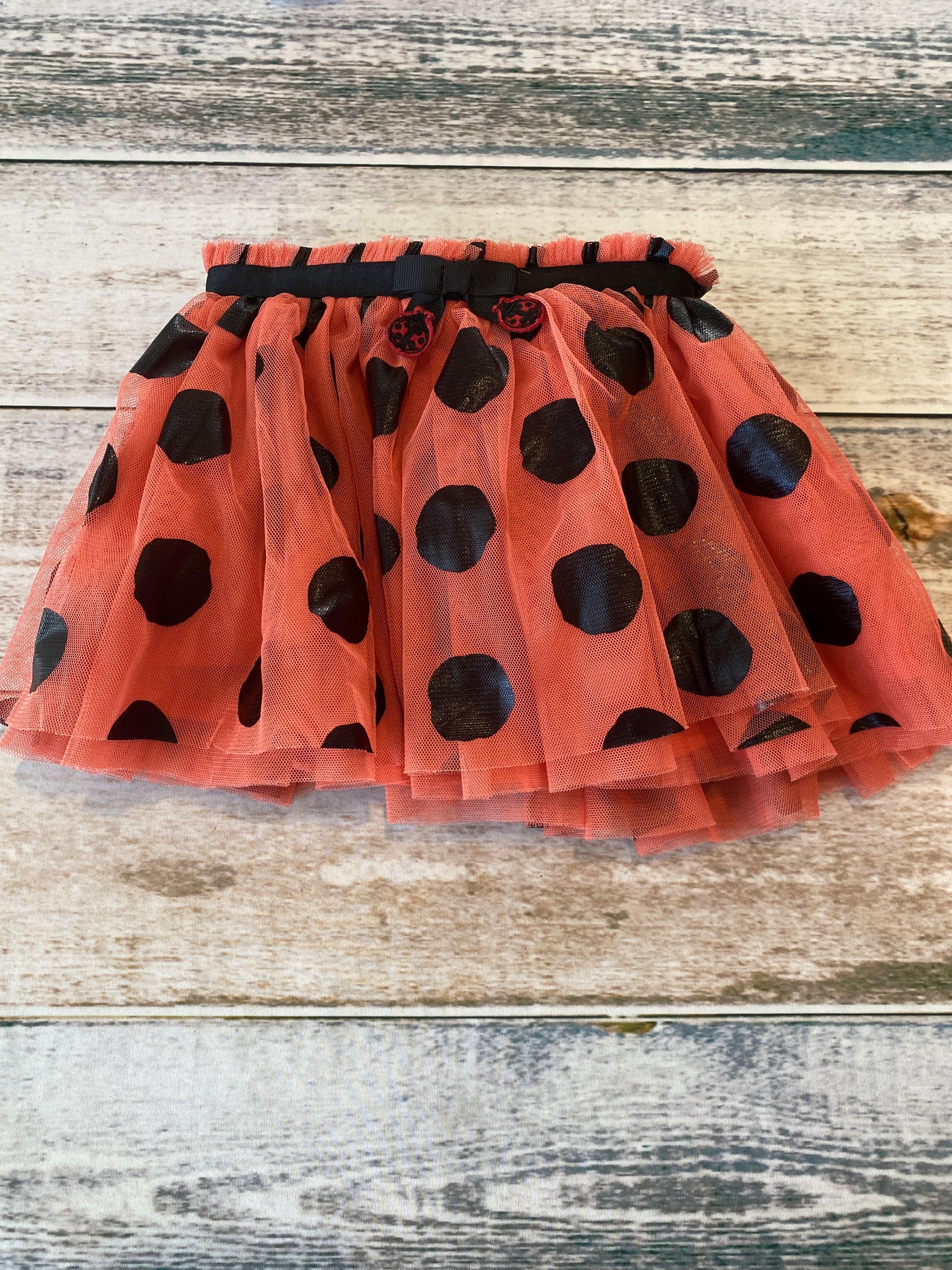 Ladybug Girl Girls Red | Black | Dots Skirt Size: 18 months Red | Black | Dots