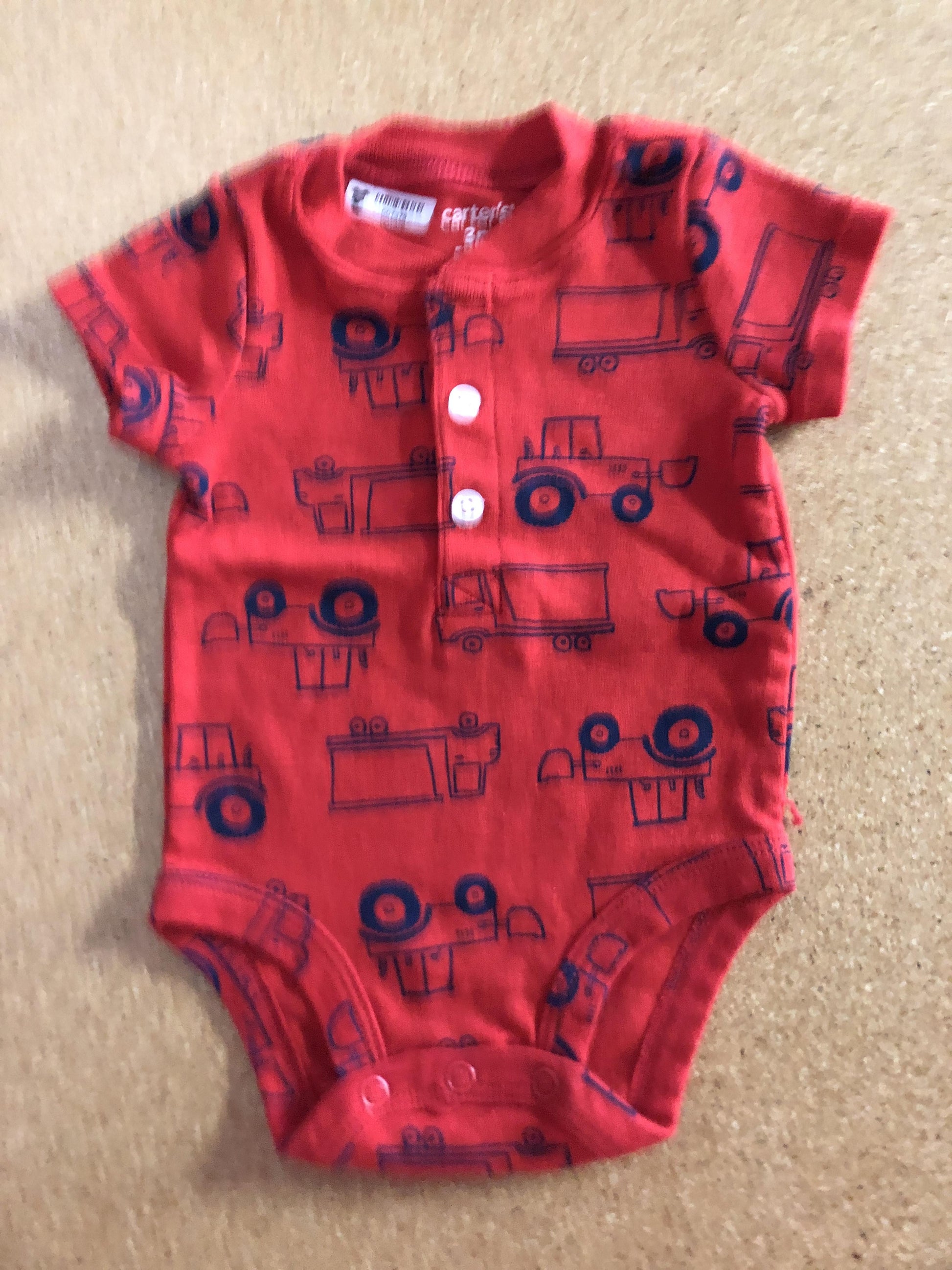 Carters Unisex Red | Trucks Onesie Size: 0-3 months Red | Trucks