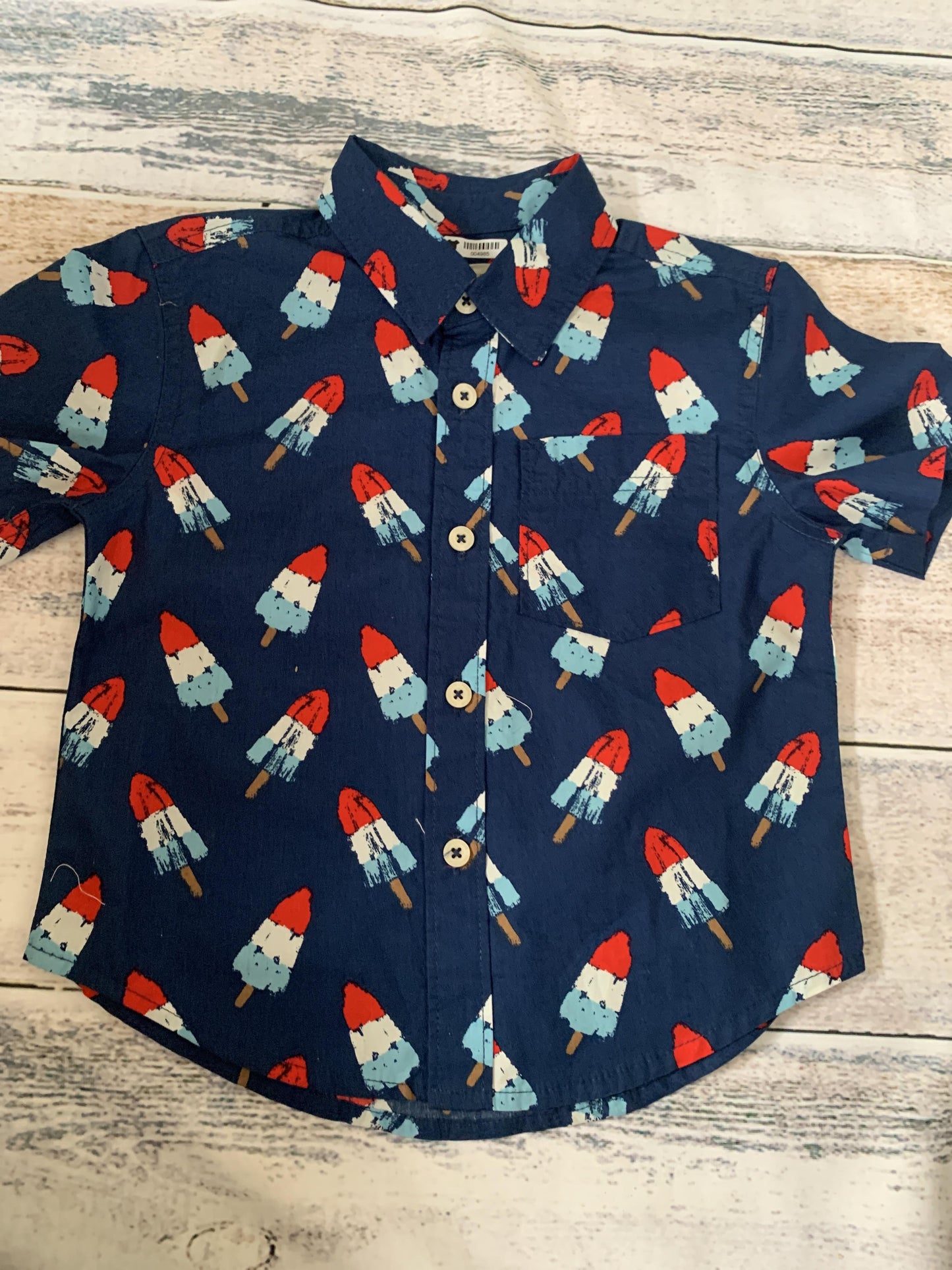 Tucker + Tate Boys Red | White | Navy Blue | Pattern Button Down Short Sleeve Size: 2T Red | White | Navy Blue | Pattern
