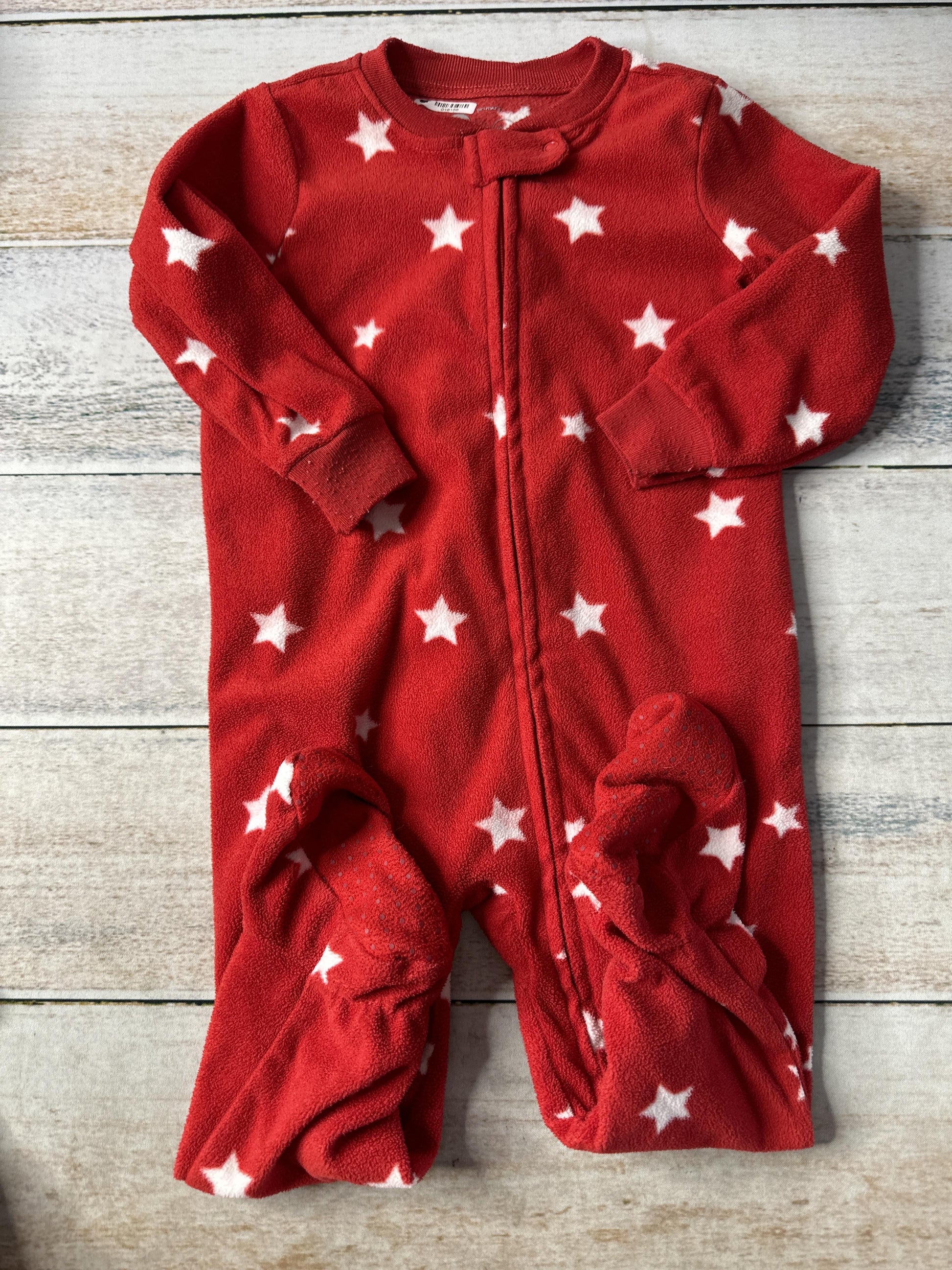 Primary Boys Red | White | Stars Pajamas Size: 18 months Red | White | Stars