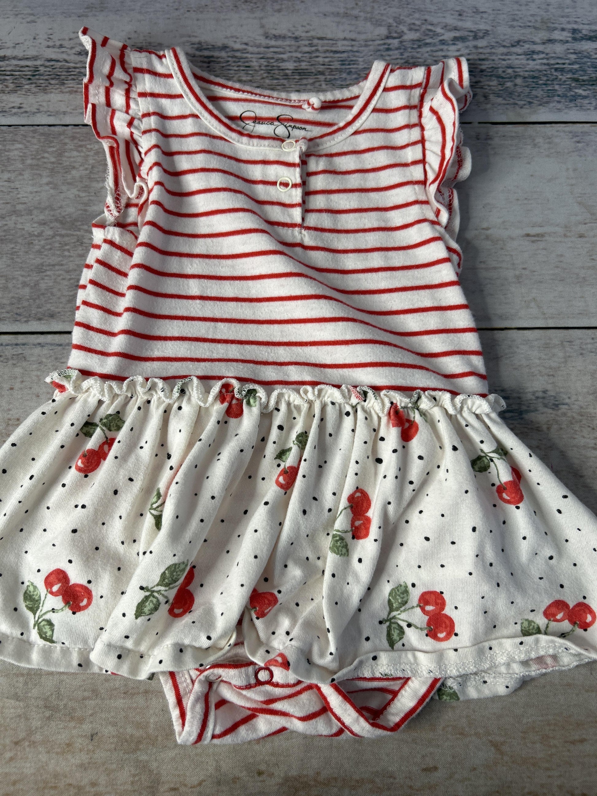 Girls red | White | Stripe Dress Size: 6-9 months red | White | Stripe