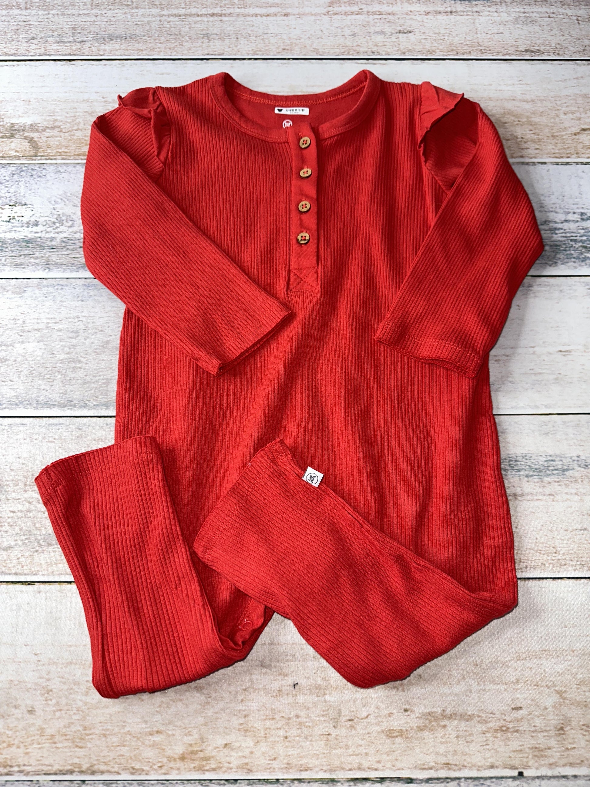 Honest co Girls Red Long Sleeve Outfit Size: 24 months Red