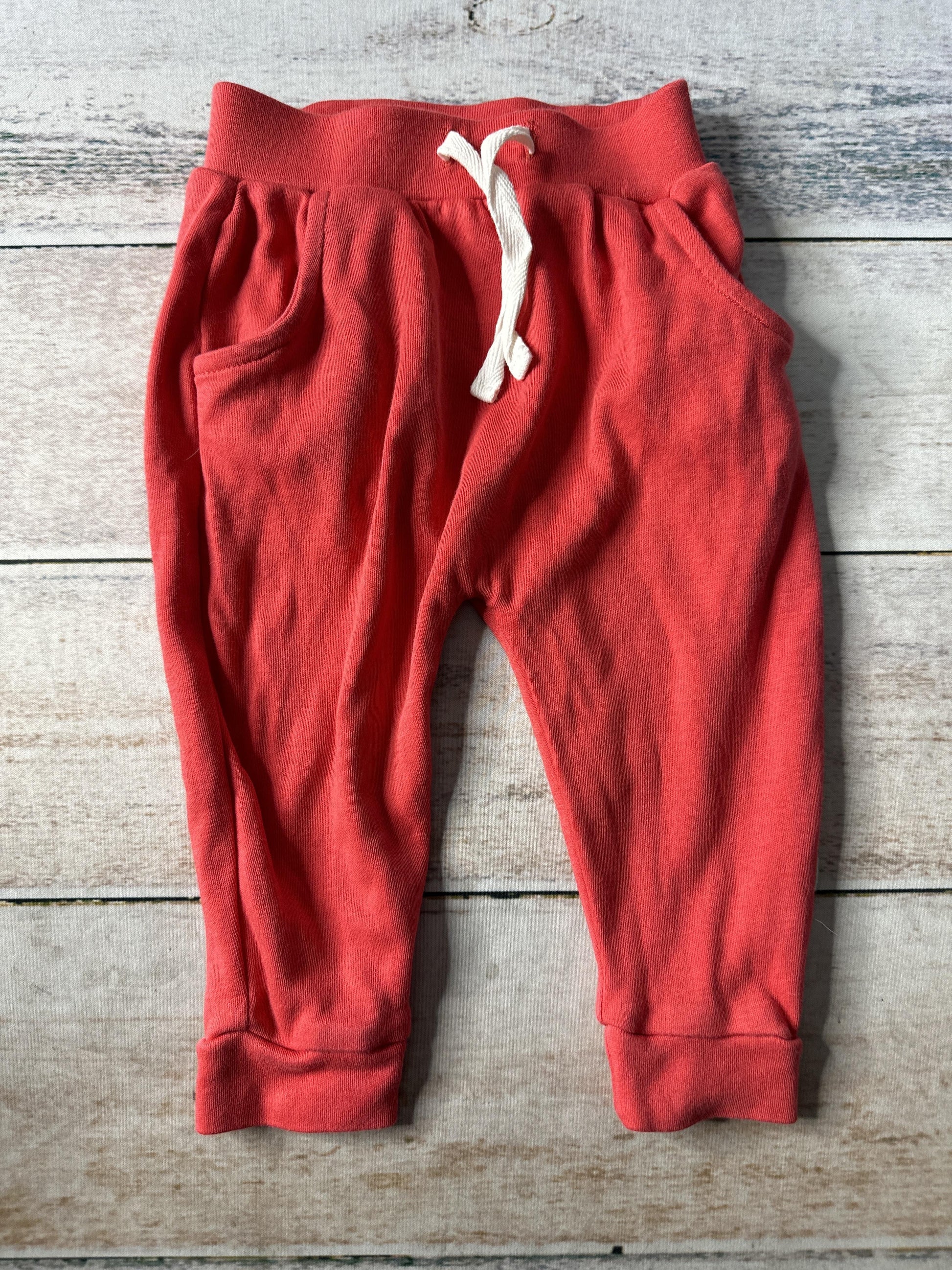 Under The Nile Unisex Red Pants Size: 3-6 months Red