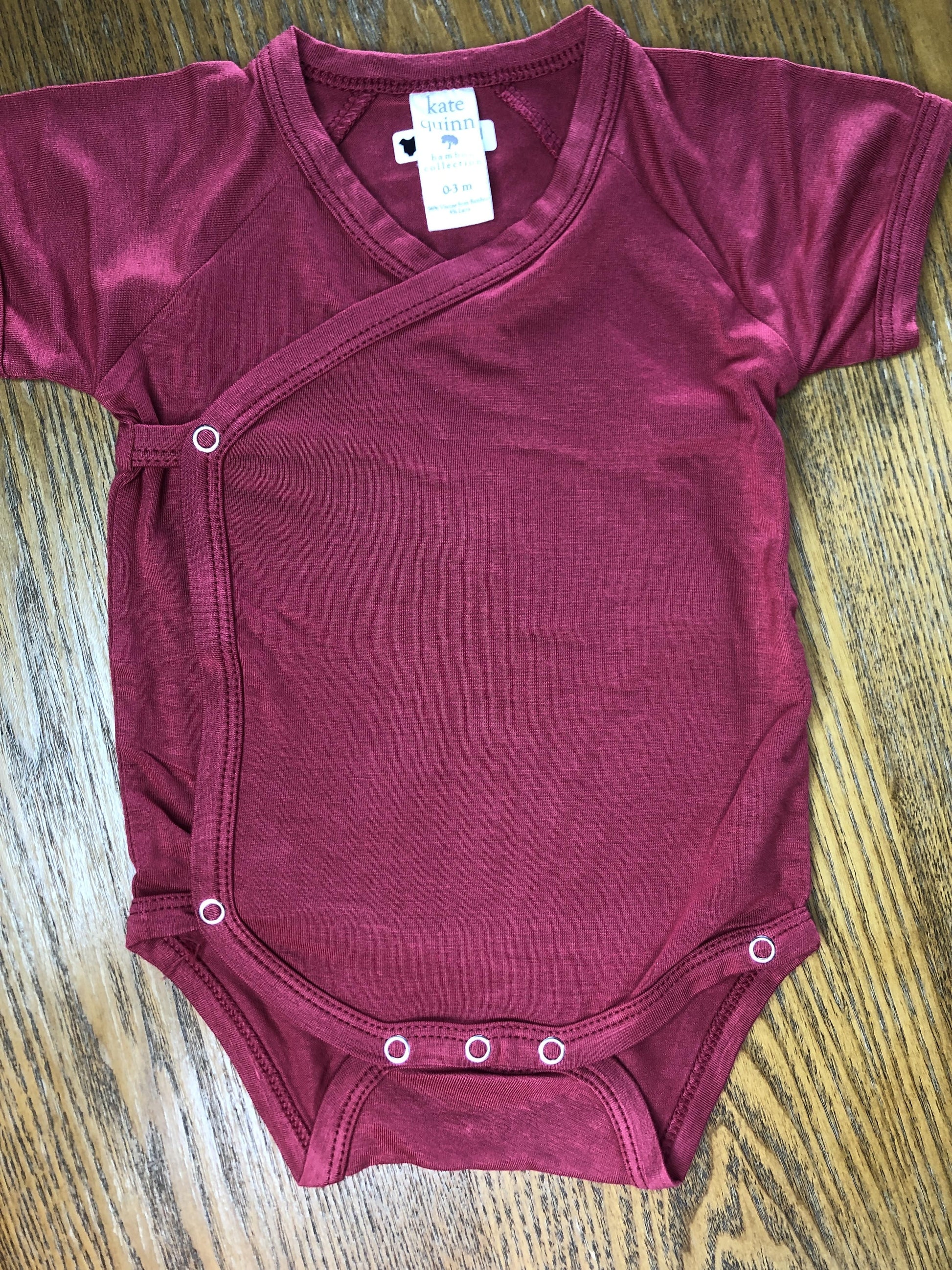 Kate Quinn Unisex Red Button Down Short Sleeve Size: 0-3 months Red