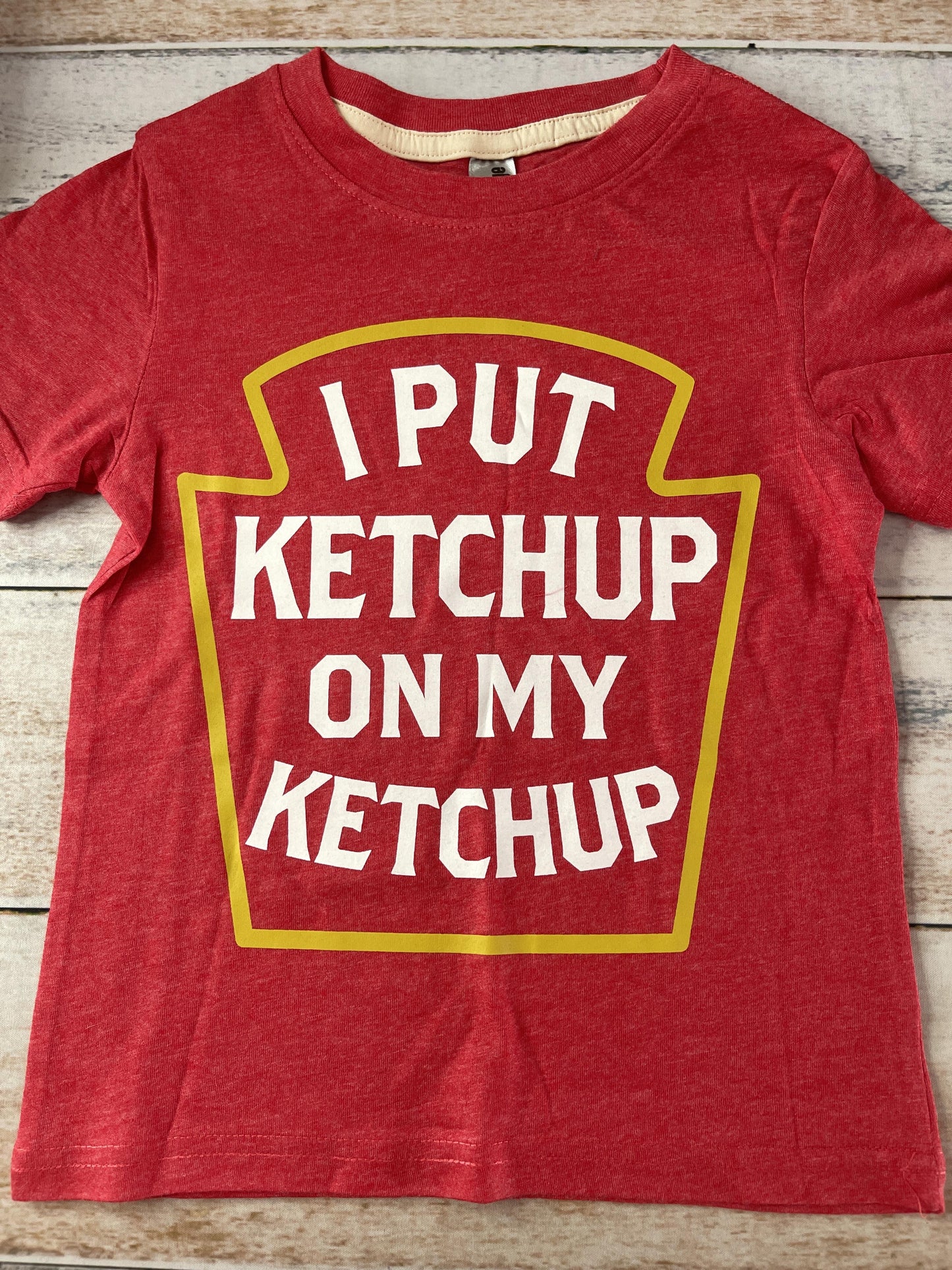 Unisex Red T-Shirt Size: 4T Red