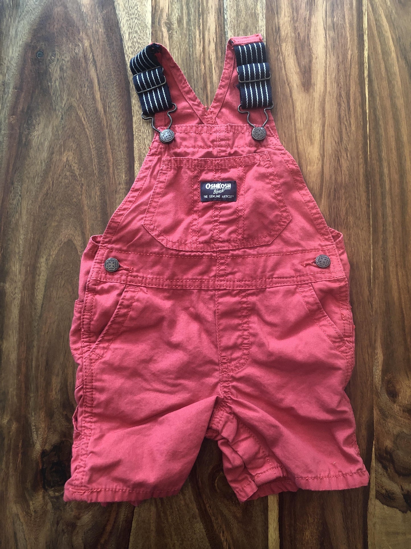 OshKosh Boys Red Overalls Size: 18 months Red