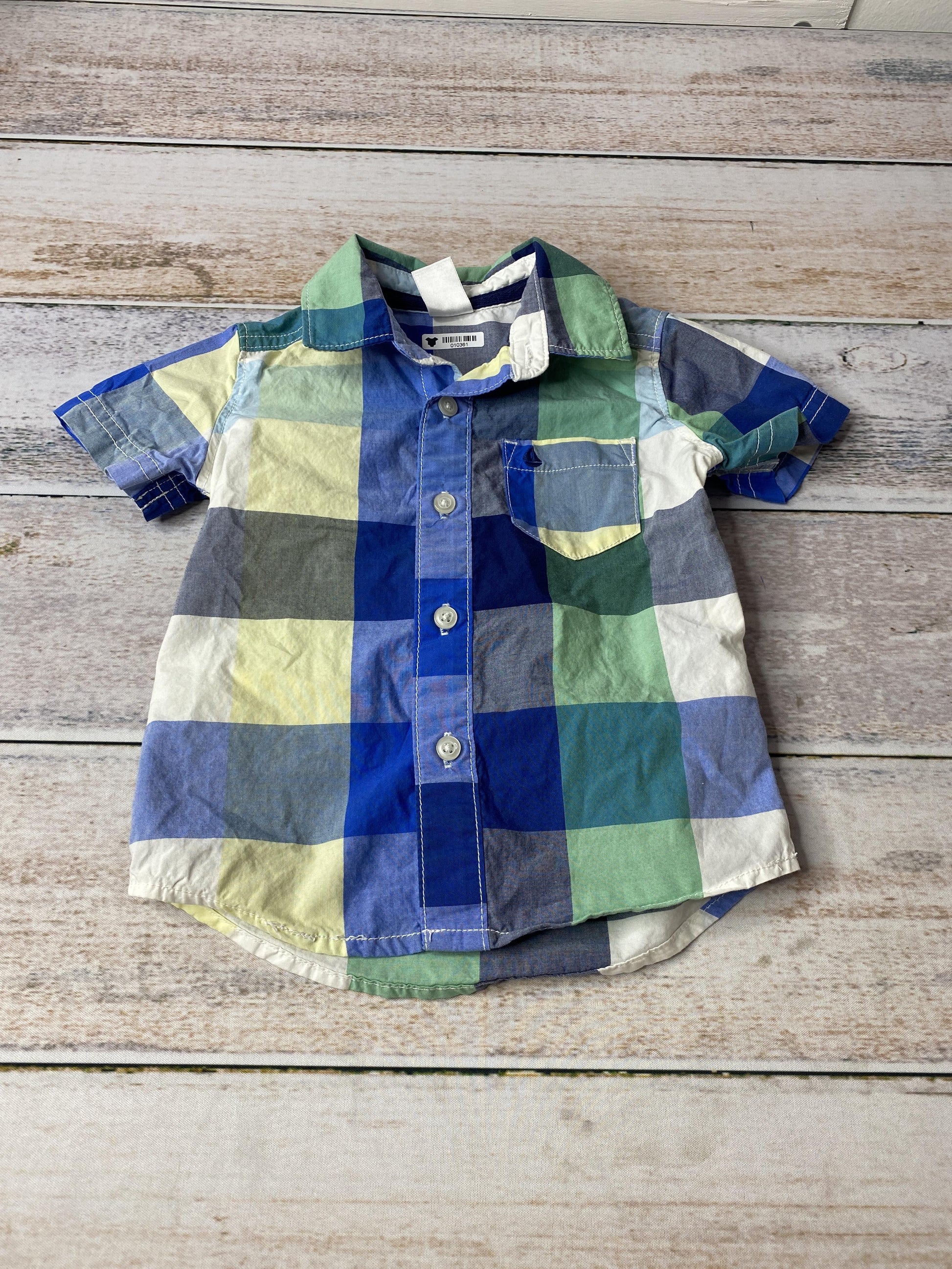 Carters Boys Royal Blue | Navy Blue | green | light green | Check Button Down Short Sleeve Size: 9 months Royal Blue | Navy Blue | green | light green | Check