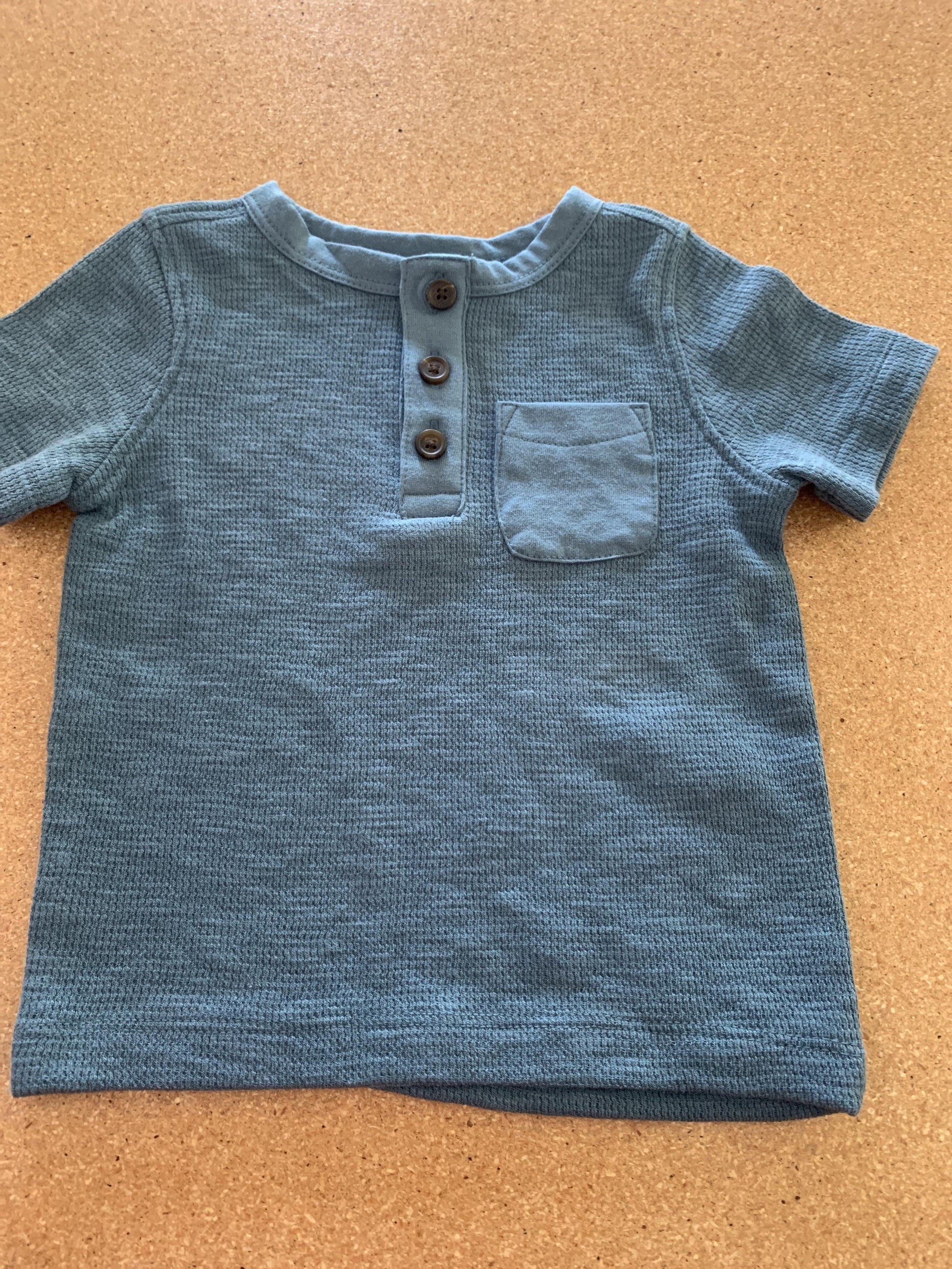 Old Navy Boys Royal Blue Shirt Size: 12-18 months Royal Blue