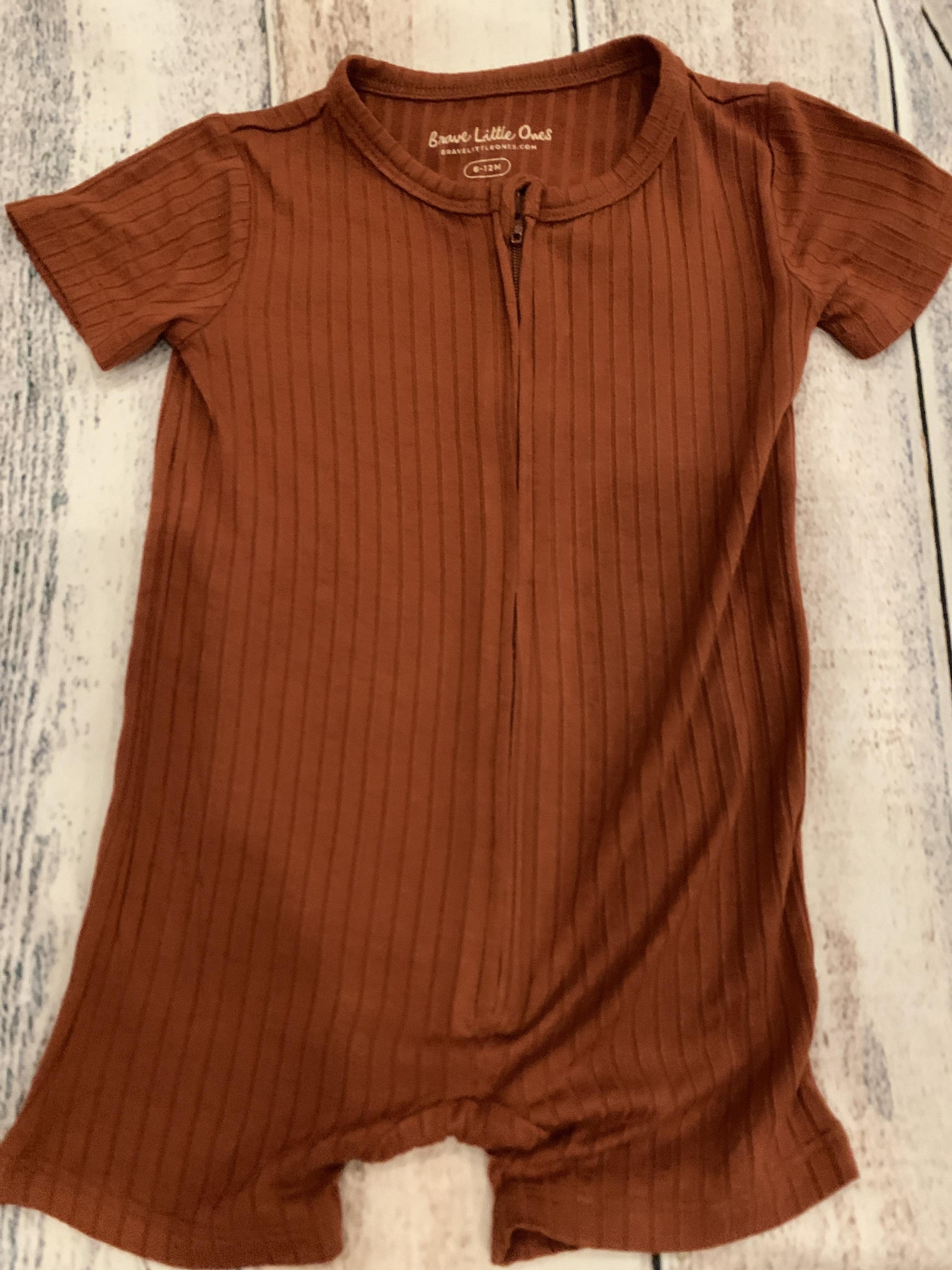Brave Little Ones Unisex Rust Romper Size: 6-12 months Rust