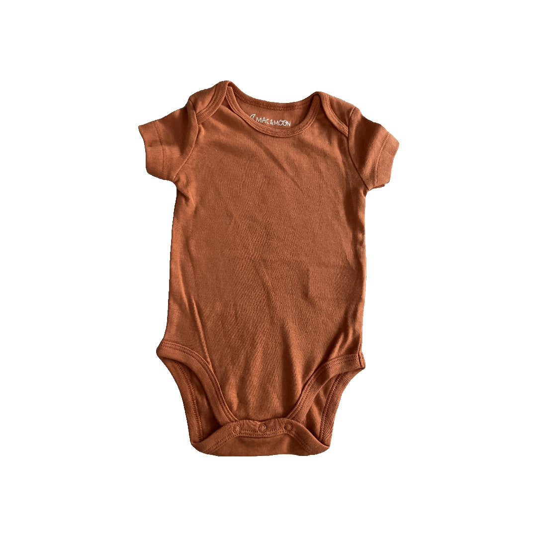Mac and Moon Unisex Rust Onesie Size: 9 months Rust