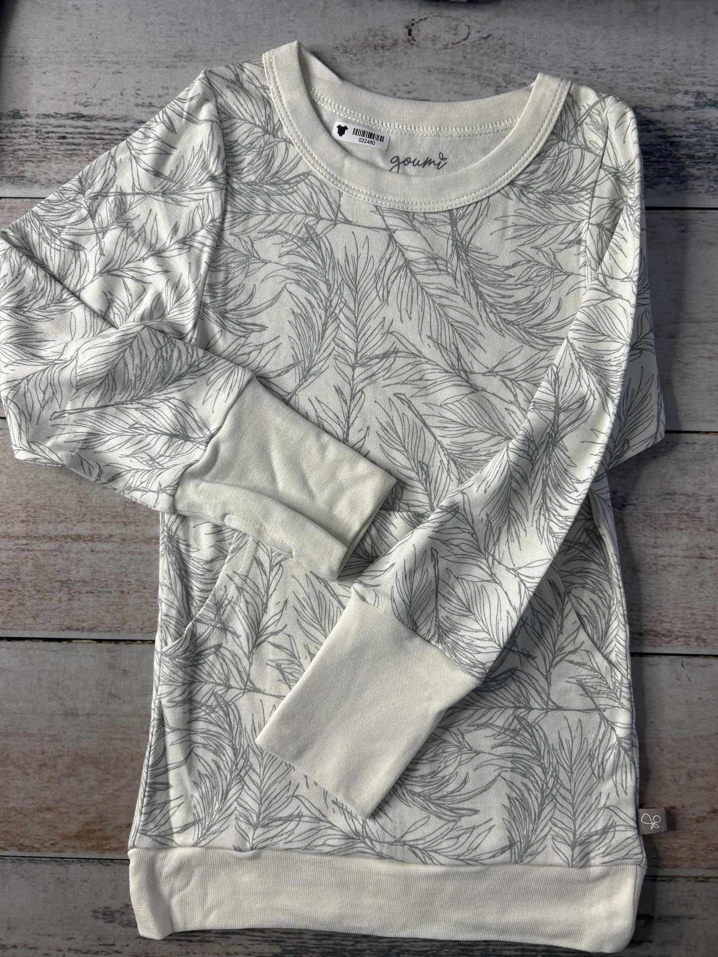 Unisex Sage | Beige Long Sleeve Shirt Size: 4T Sage | Beige