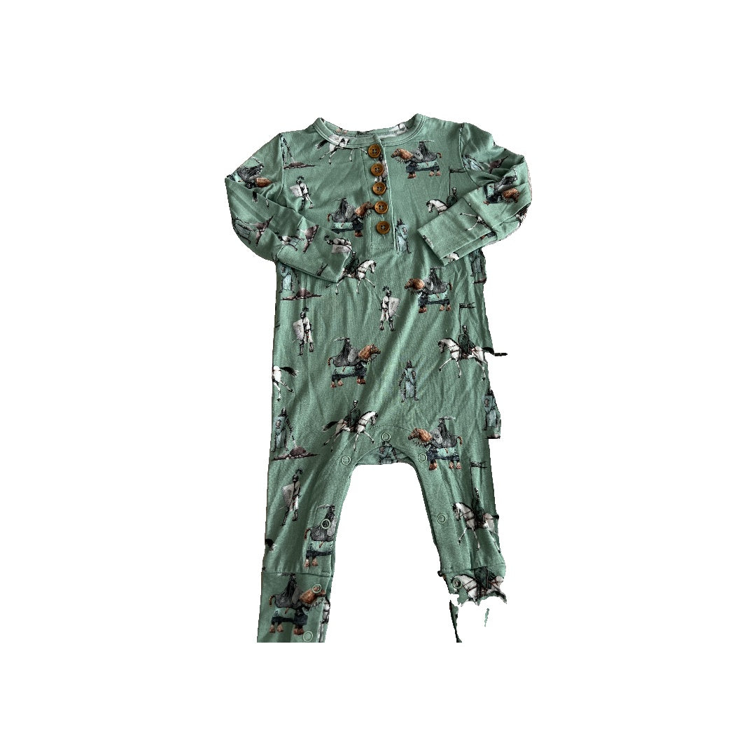 Posh Peanut Boys Sage | Fantasy | Whimsical Long Sleeve Outfit Size: 9-12 Months Sage | Fantasy | Whimsical