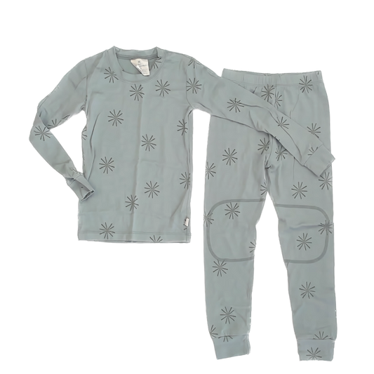 Chasing Windmills Unisex Sage Green 2-piece Pajamas Size: 5T Sage Green