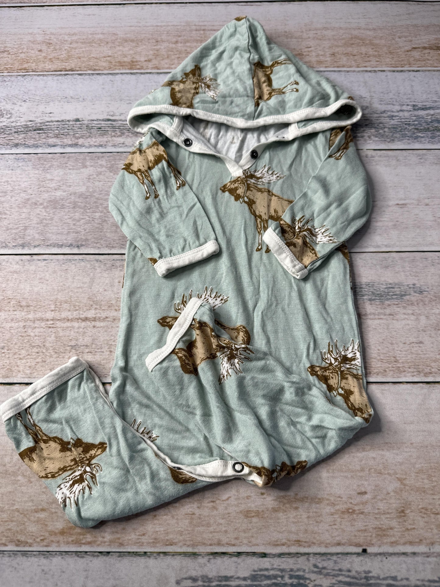 Milkbarn Boys Sage | moose Romper Size: 3-6 months Sage | moose
