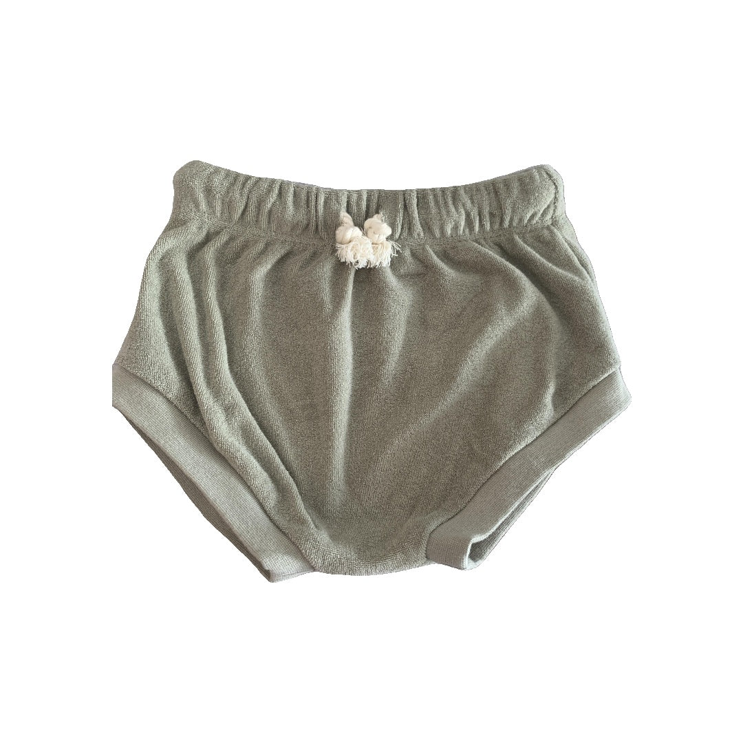Q by Quincy Mae Unisex Sage Shorts Size: 6-12 months Sage