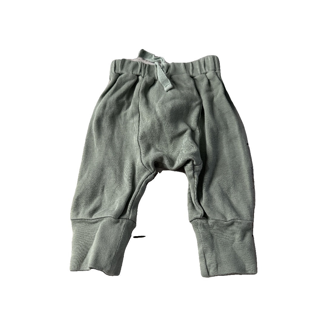Kate Quinn Unisex Sage Pants Size: 6-Mar Sage