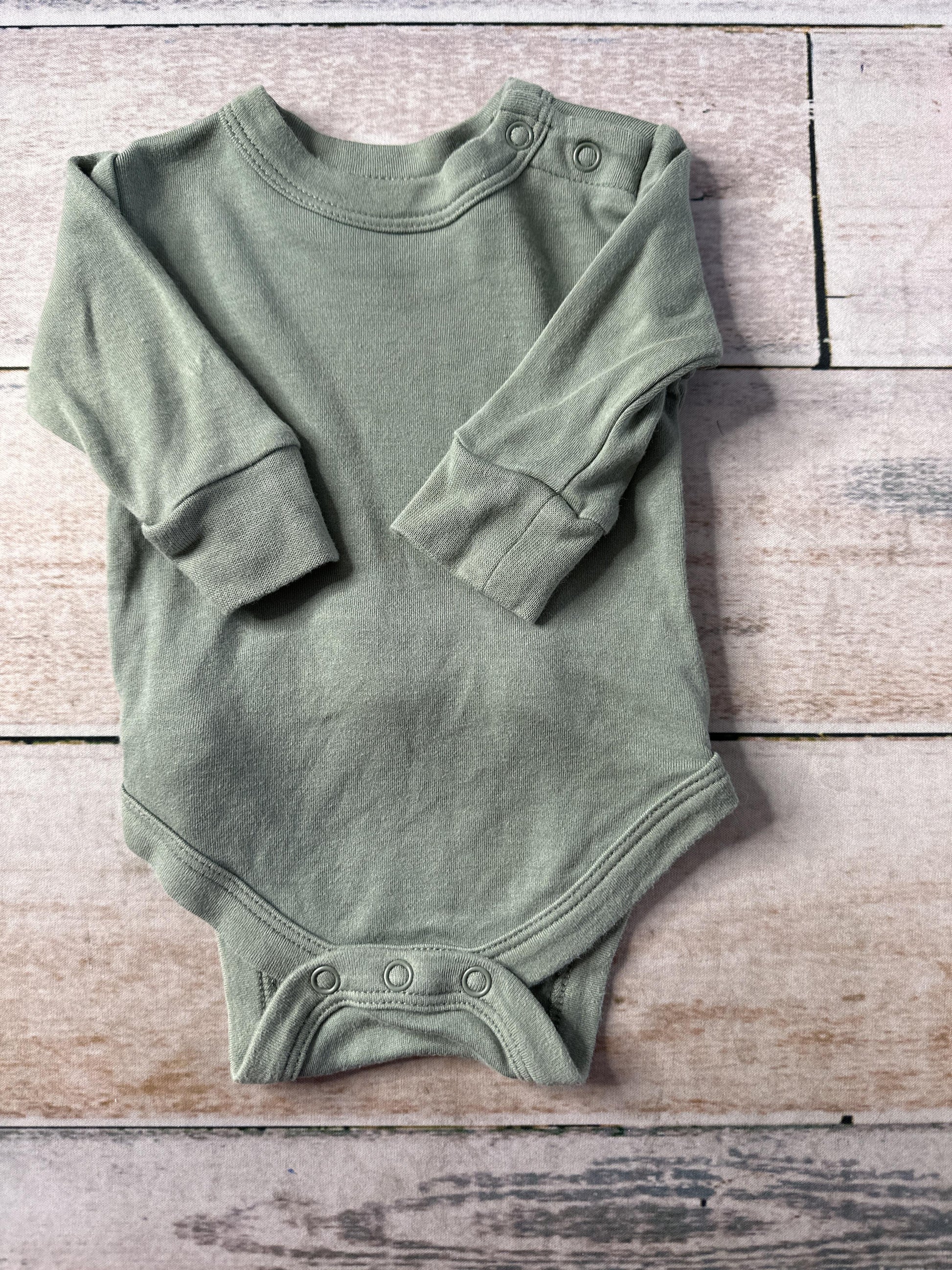 Goumi Unisex Sage Onesie Size: 0-3 months Sage