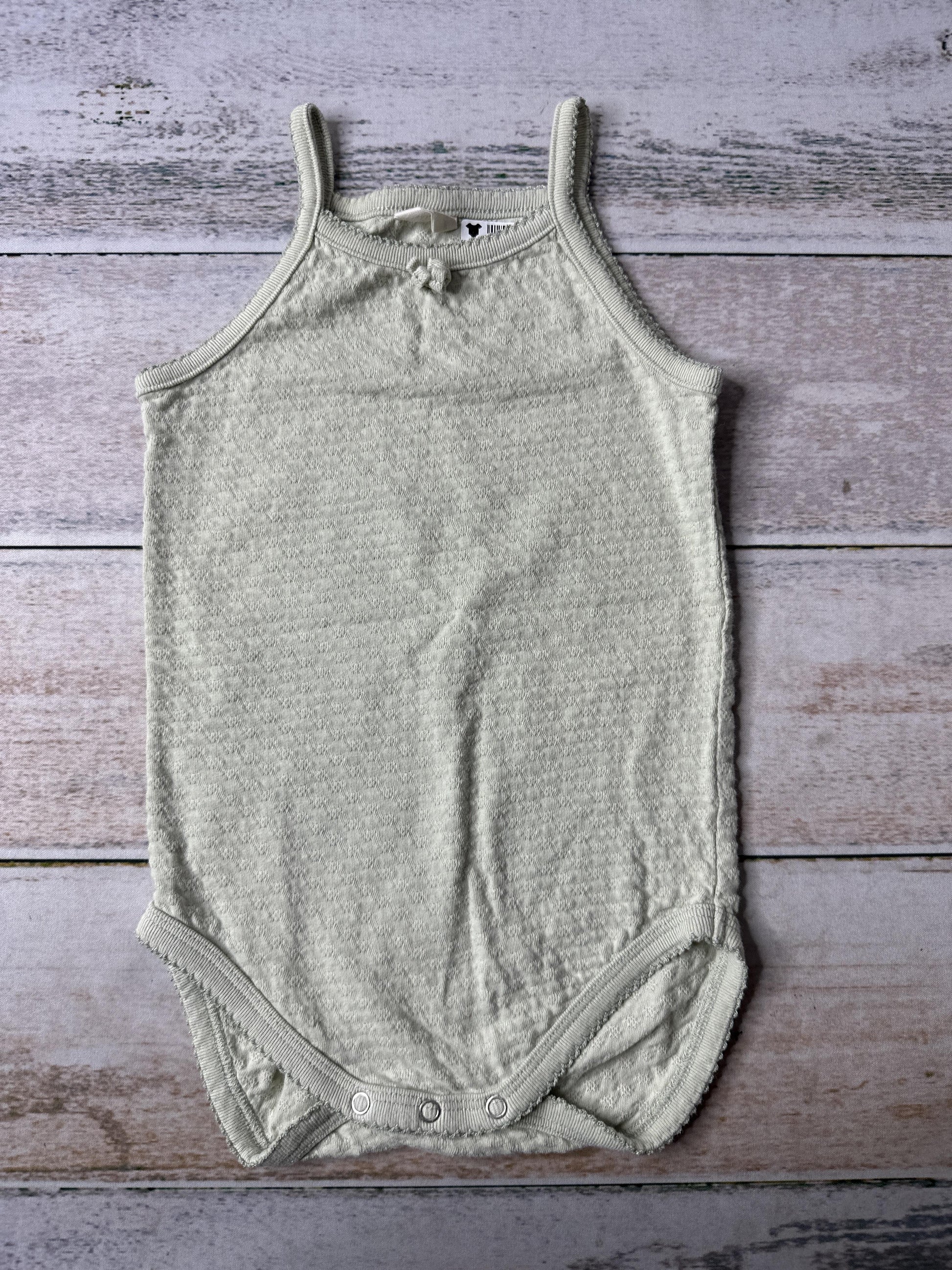 Quincy Mae Girls Sage Onesie Size: 18-24 months Sage