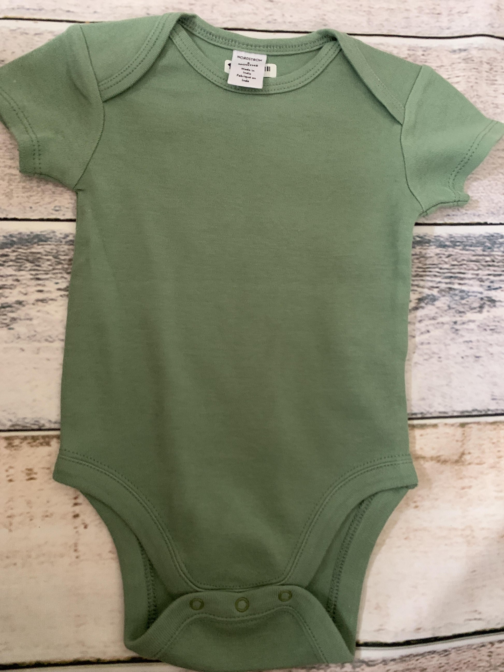 Nordstrom Unisex Sage Onesie Size: 6 months Sage