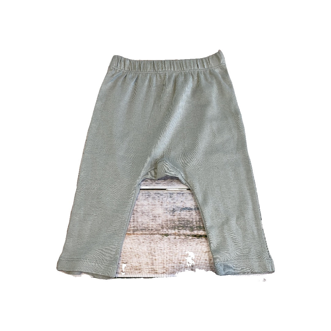 Honest co Unisex Sage Pants Size: 3-6 months Sage