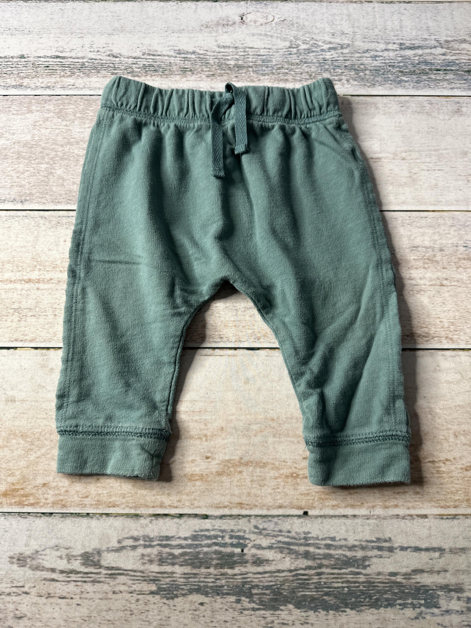 Unisex Sage Pants Size: 9 months Sage