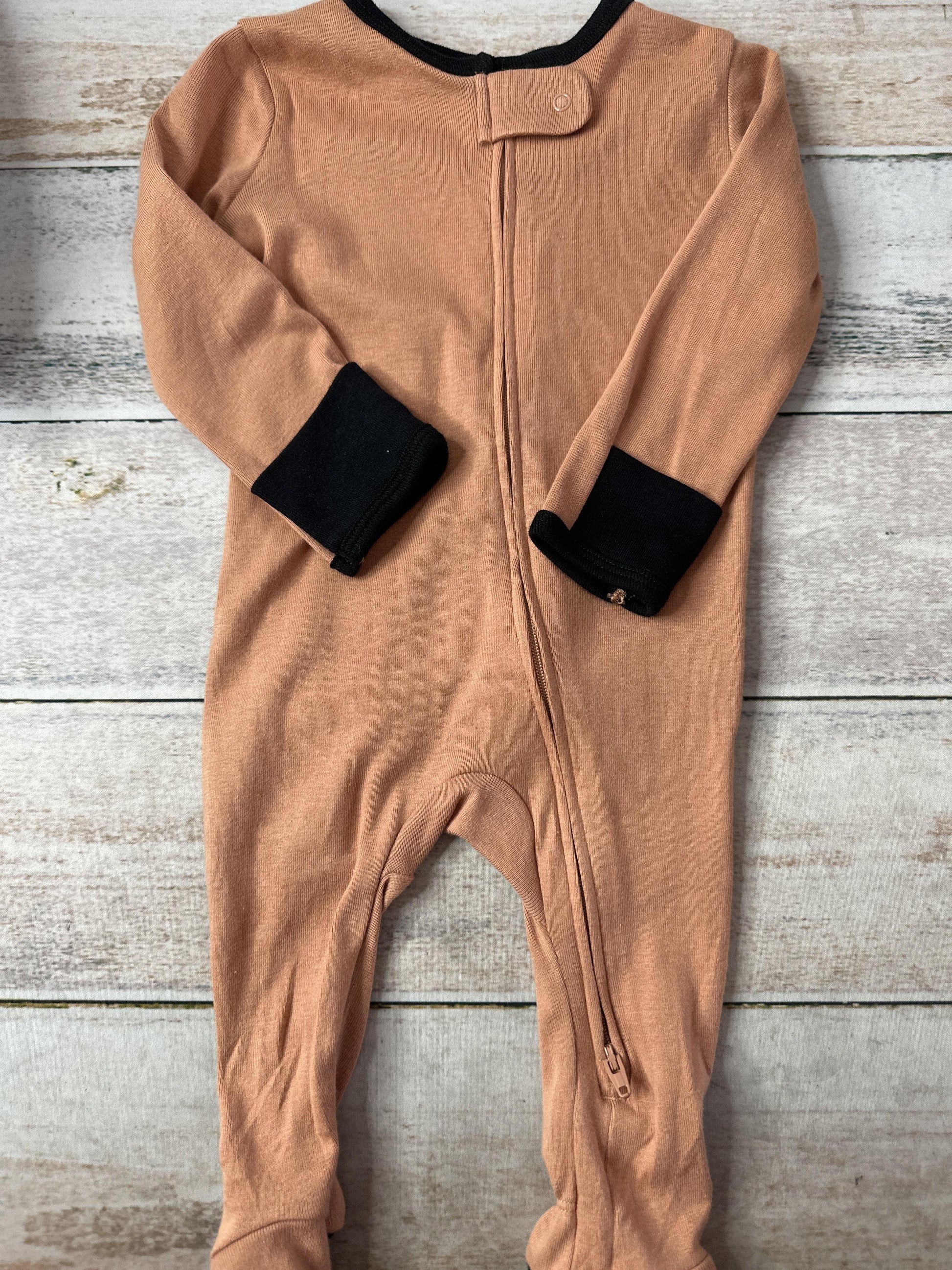 Cloud Island Unisex salmon 1-piece footed Pajamas Size: 3-6 months salmon