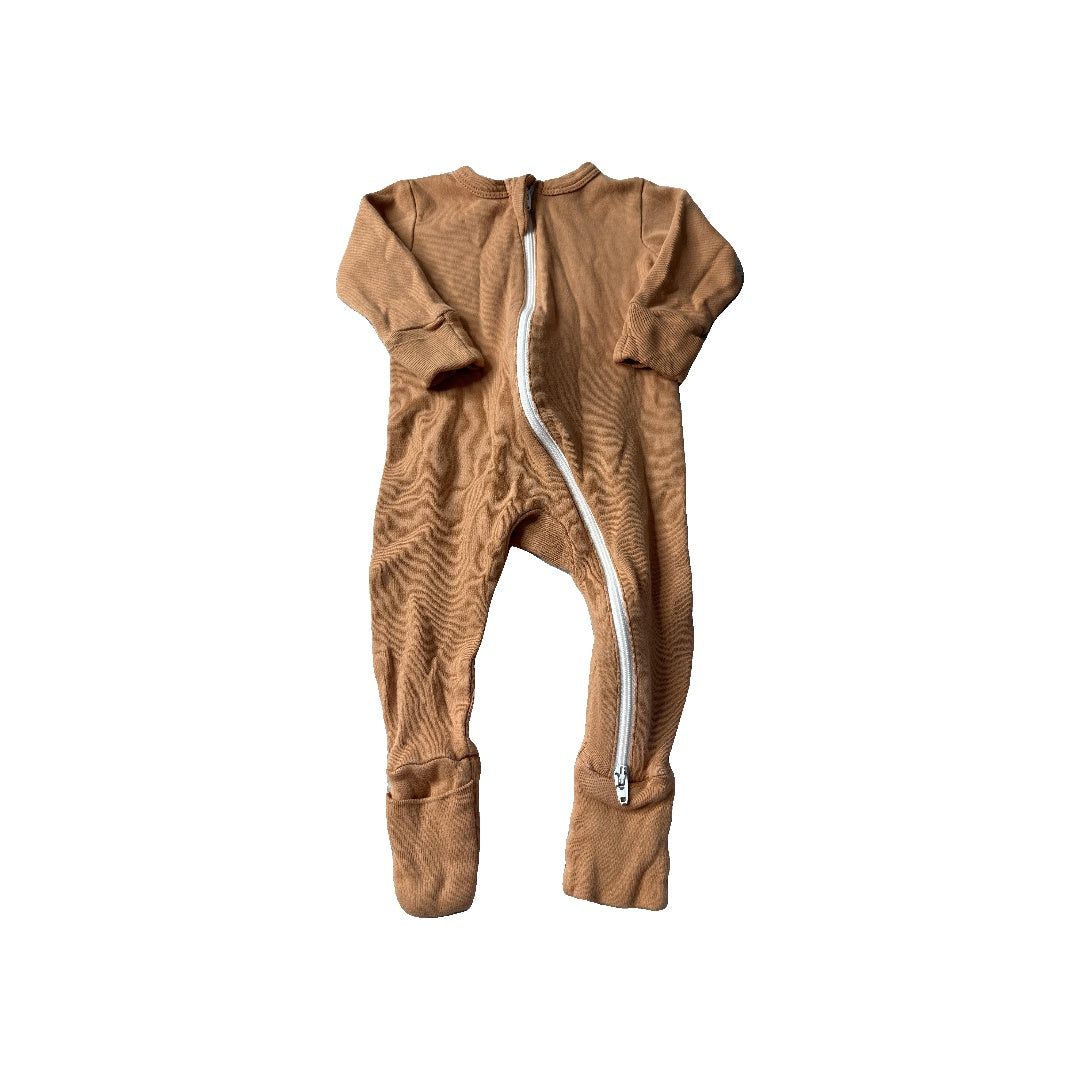 Parade Unisex salmon Pajamas Size: 3-6 months salmon