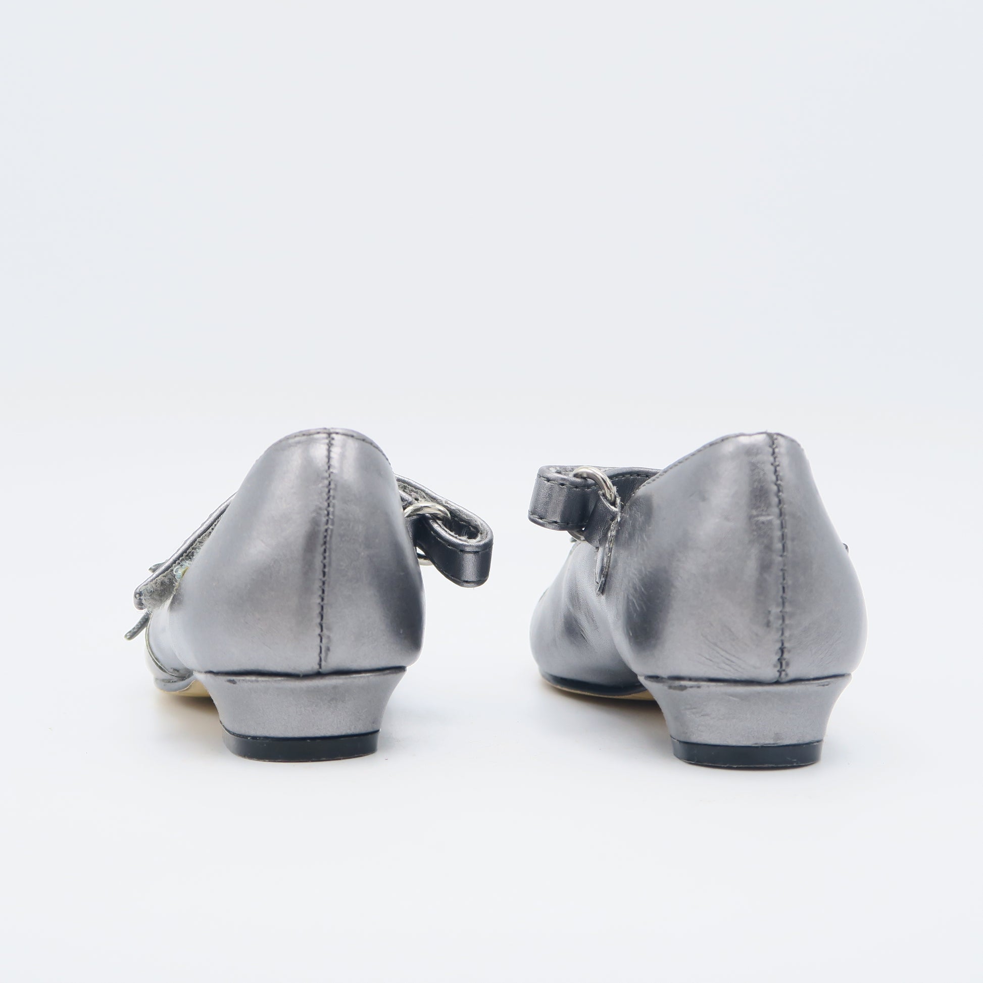 Jumping Jacks Girls Silver | Gray Shoes Size: 5.5 Toddler Silver | Gray