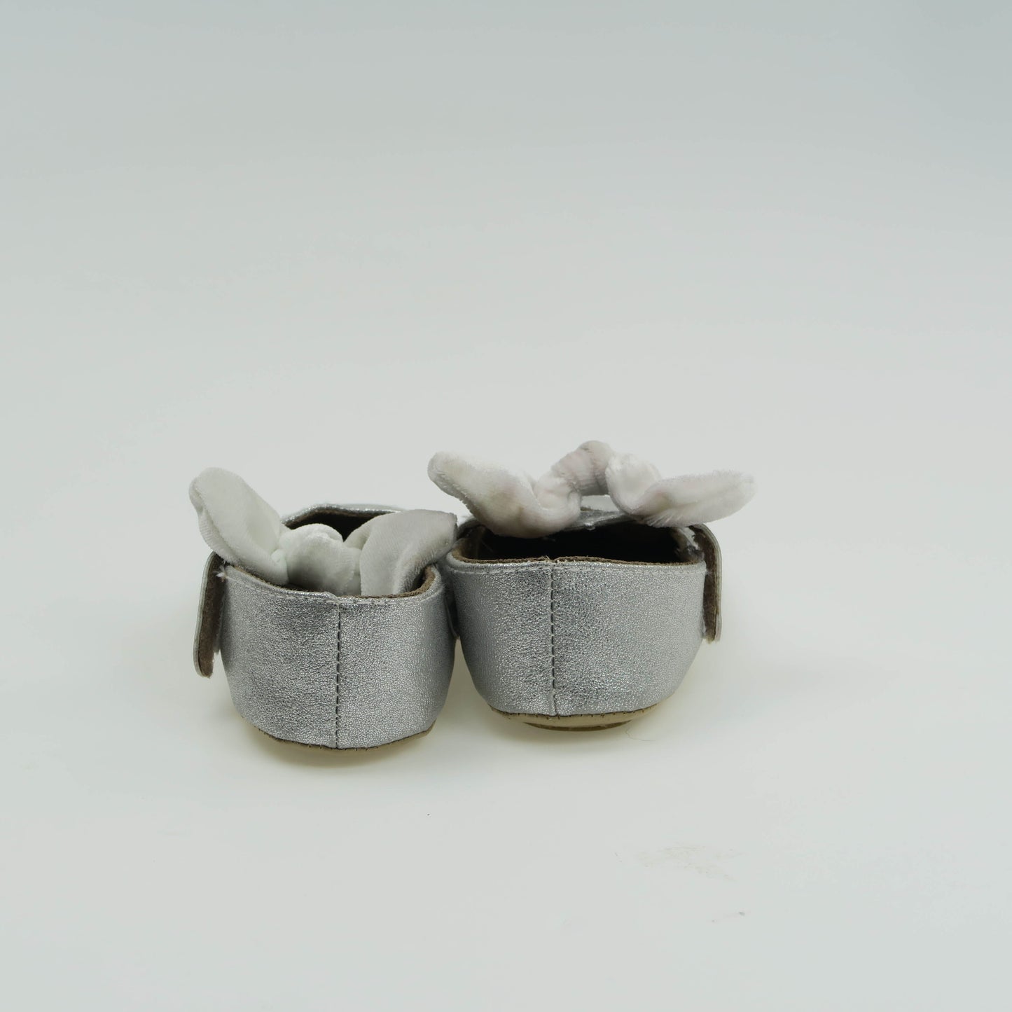 Myggpp Girls Silver Shoes Size: 5 Toddler Silver