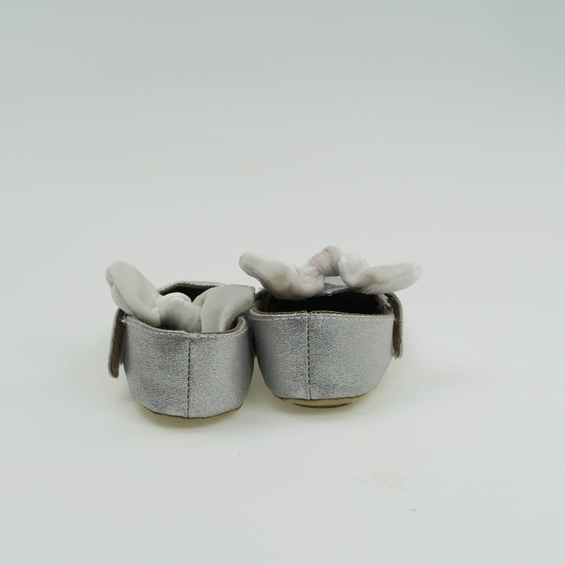 Myggpp Girls Silver Shoes Size: 5 Toddler Silver