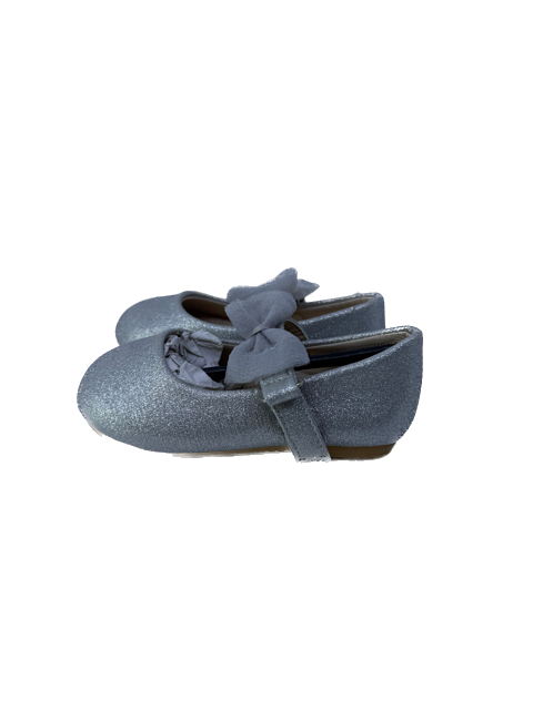 Zula Girls Silver Shoes Size: 2 Infant Silver