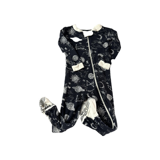 Burt's Bees Unisex Space Pajamas Size: 12 months Space