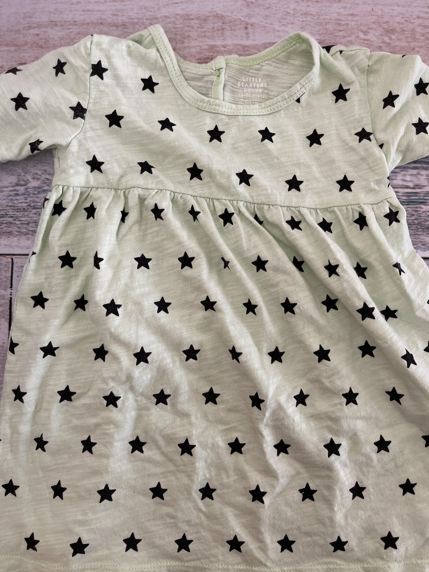Little Starters Girls Stars | light green Dress Size: 18-24 months Stars | light green