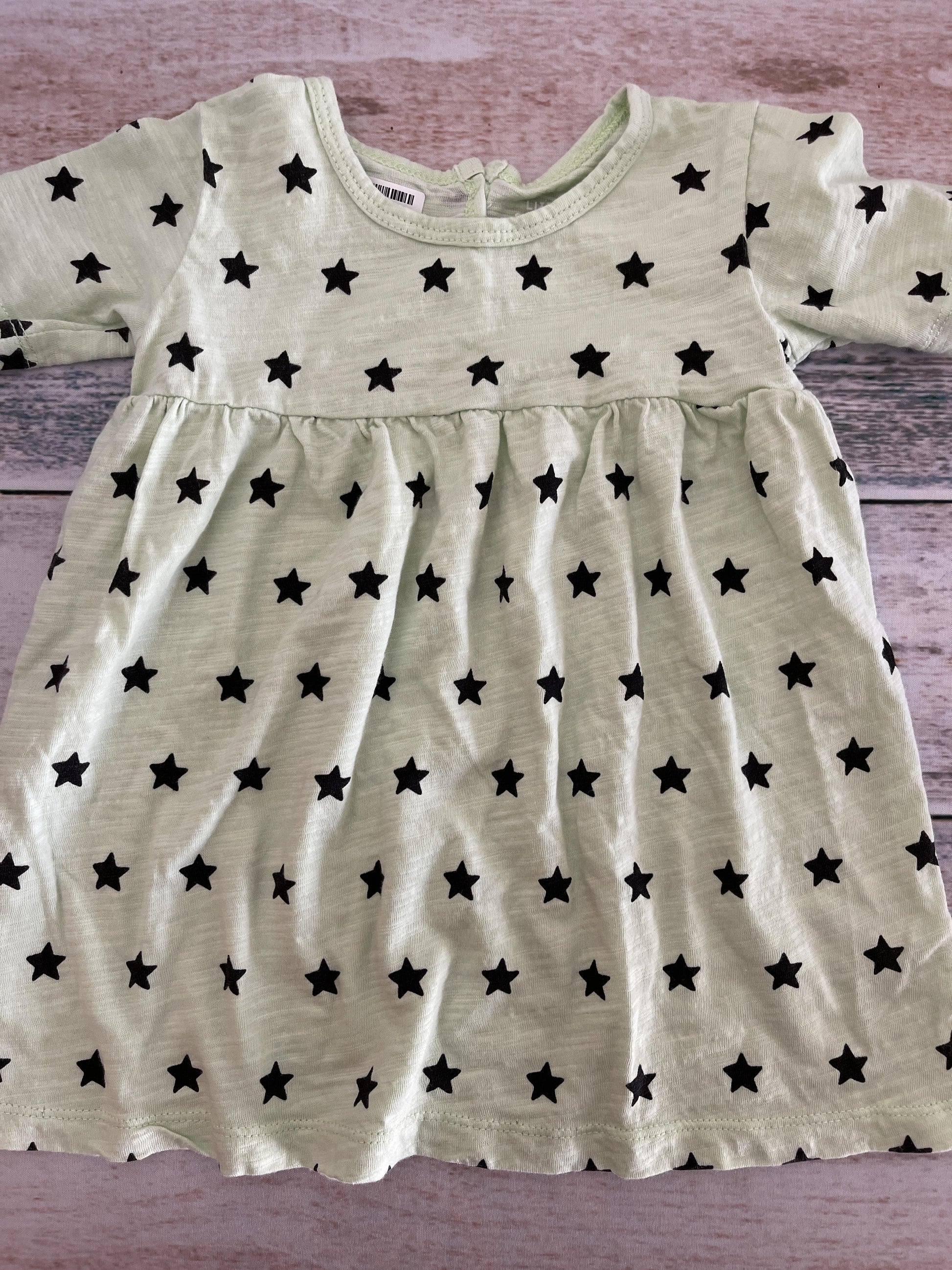 Little Starters Girls Stars | light green Dress Size: 12-18 months Stars | light green