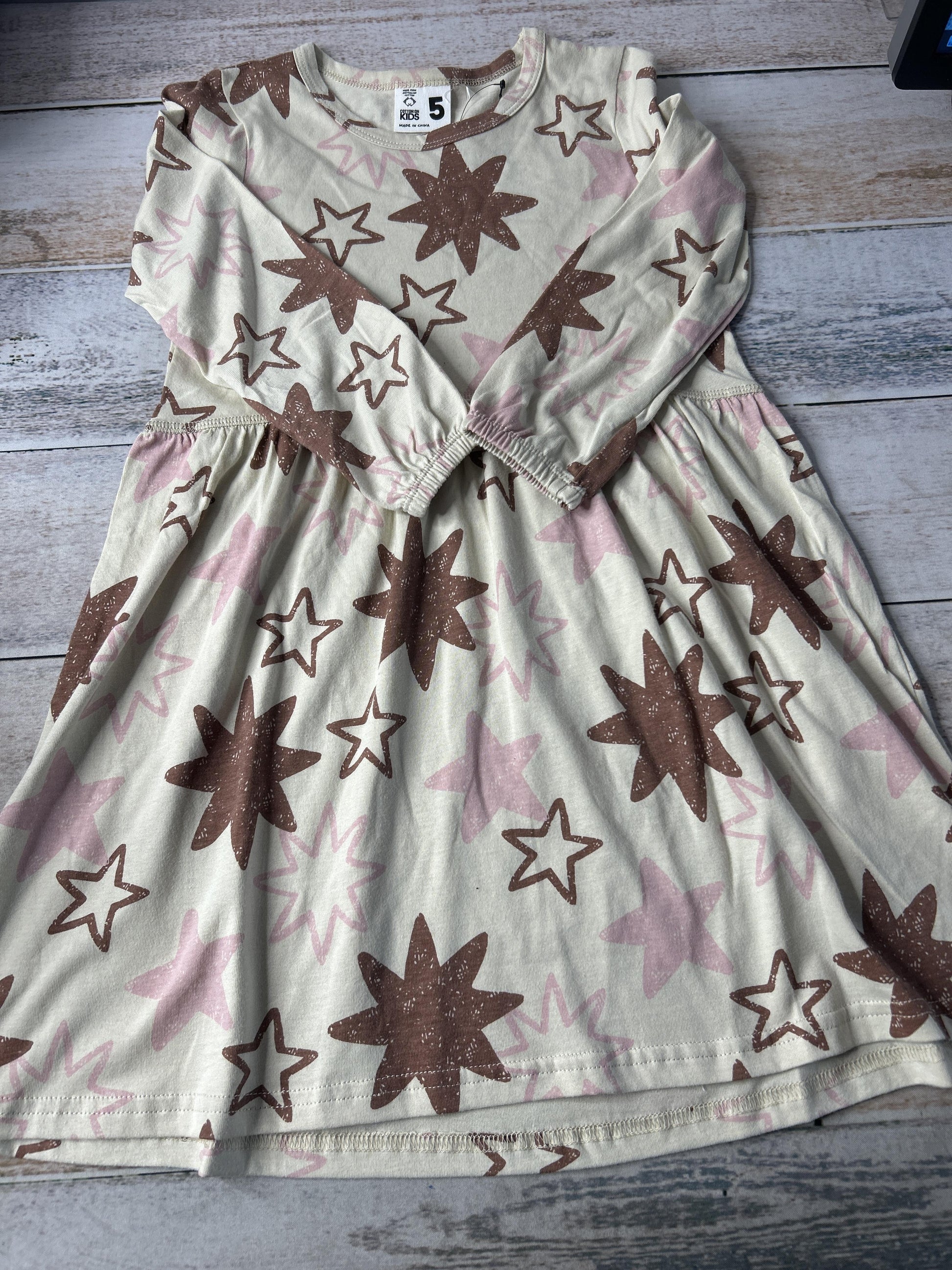 Cotton:on Kids Girls Stars | pink | Brown Dress Size: 5 Stars | pink | Brown