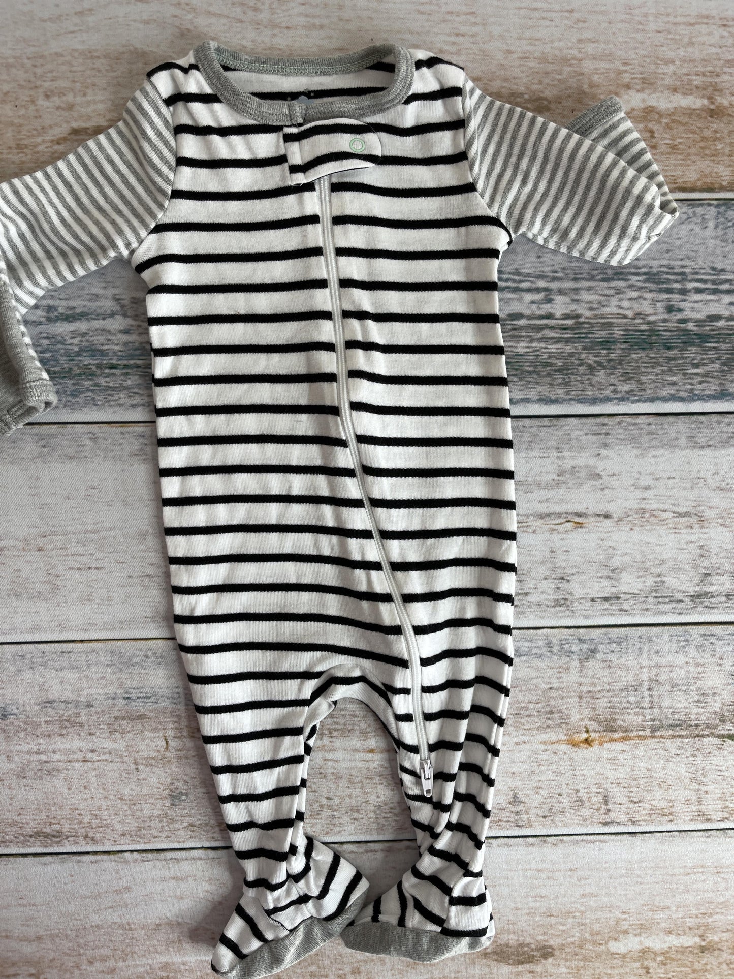 Cloud Island Boys Stripe | White | Black Pajamas Size: 0-3 months Stripe | White | Black
