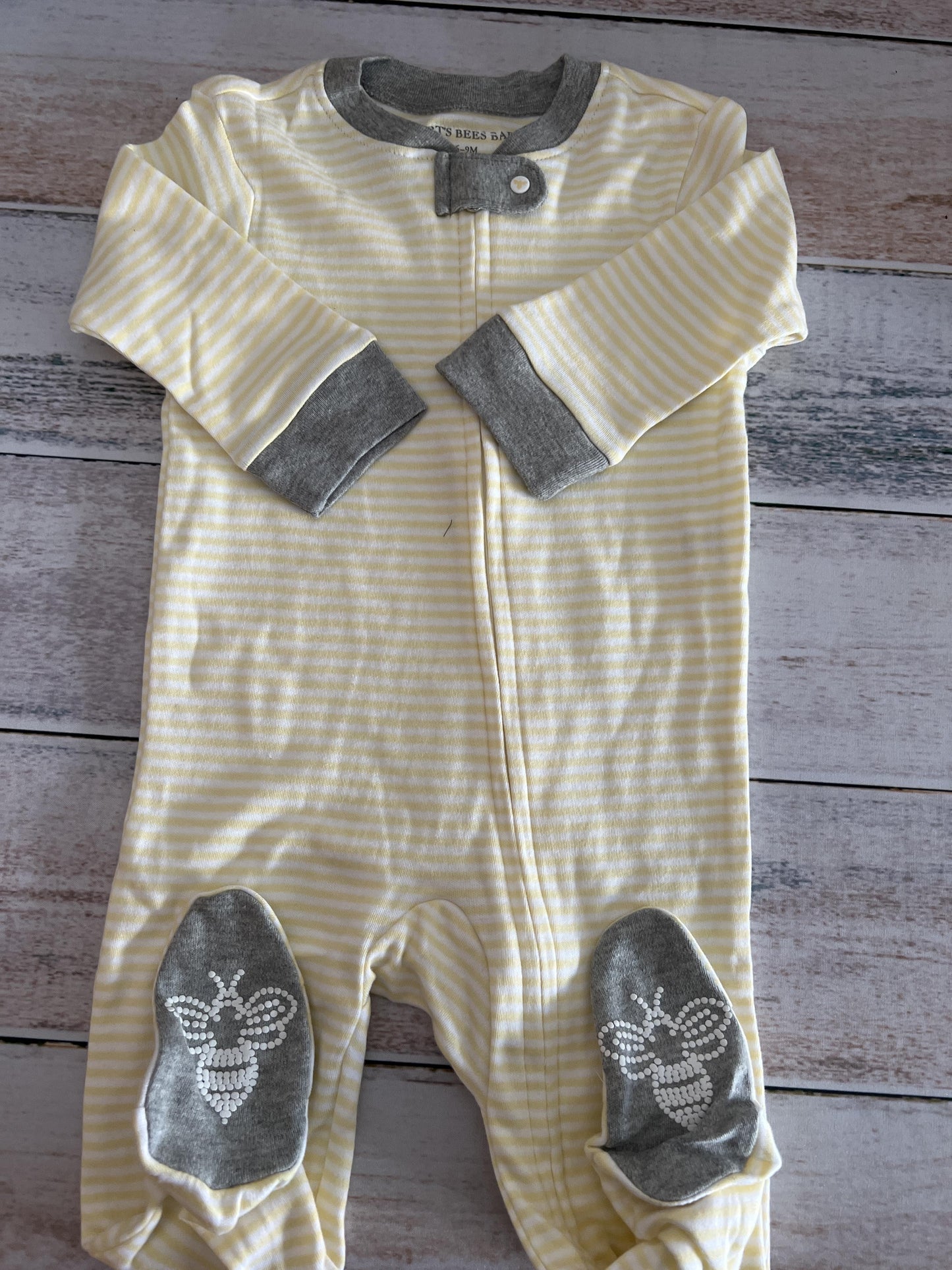 Burt's Bees Boys Stripe | Yellow | White Pajamas Size: 6-9 months Stripe | Yellow | White