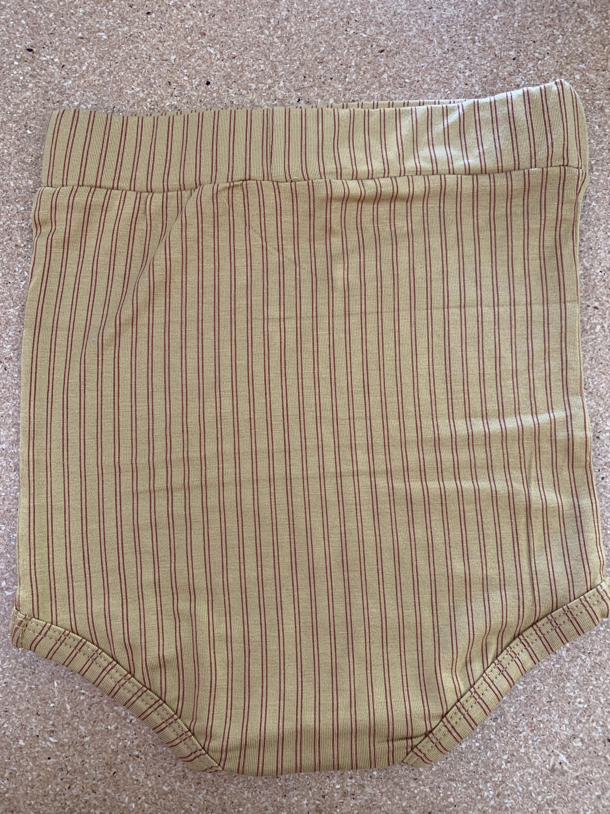 Kate Quinn Girls Striped | Red | Yellow Shirt Size: 18-24 months Striped | Red | Yellow