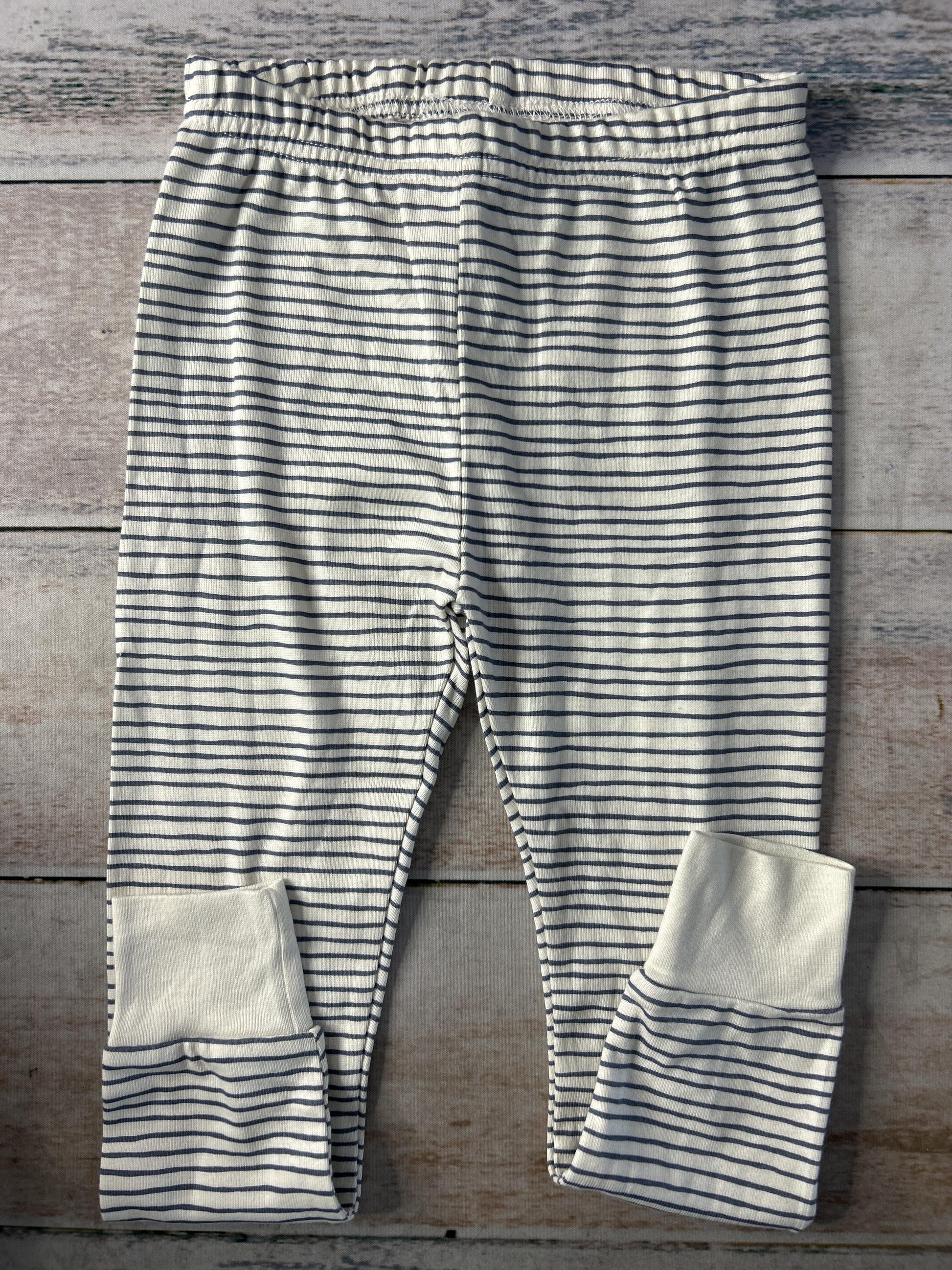 Unisex Striped Pajamas Size: 24 months Striped