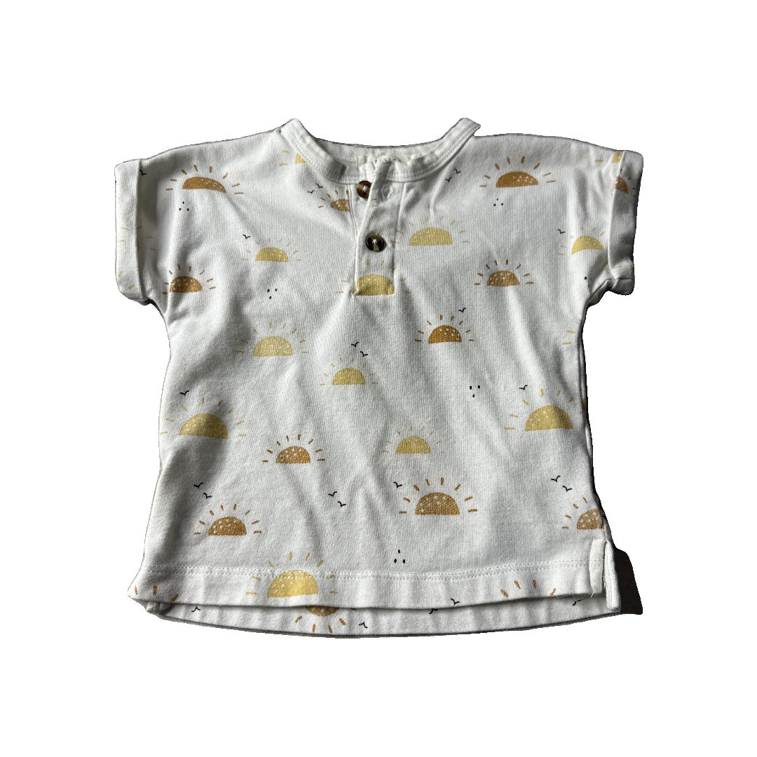 Firsts Unisex Sun | White Shirt Size: 9 months Sun | White