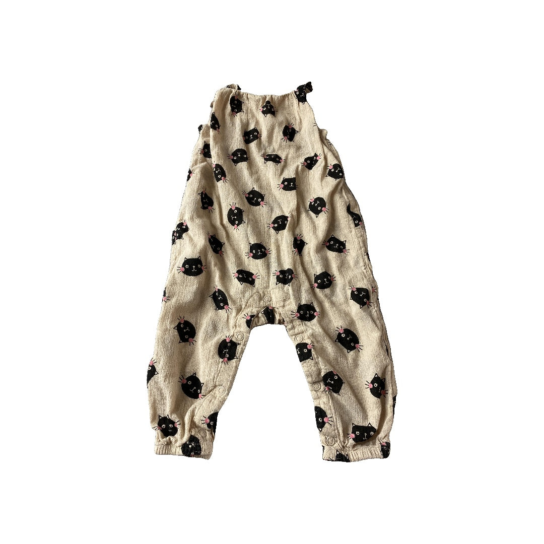 H&M Girls Tan | animals | Black Jumper Size: 6-9 months Tan | animals | Black
