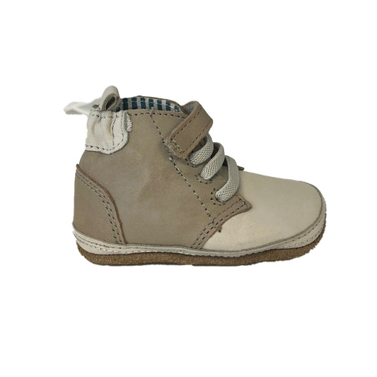 Robeez Boys Tan | Beige Shoes Size: 0-3 Months Tan | Beige