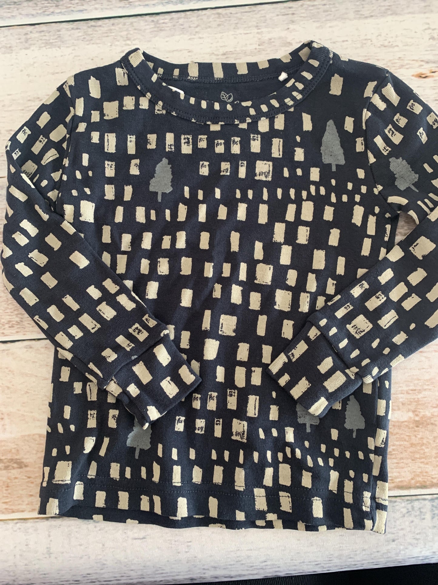 Oliver & Rain Unisex Tan | Navy Blue | Pattern Pajamas Size: 24 months Tan | Navy Blue | Pattern