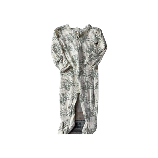 Kate Quinn Unisex Tan | Olive Long Sleeve Outfit Size: 6-9 months Tan | Olive