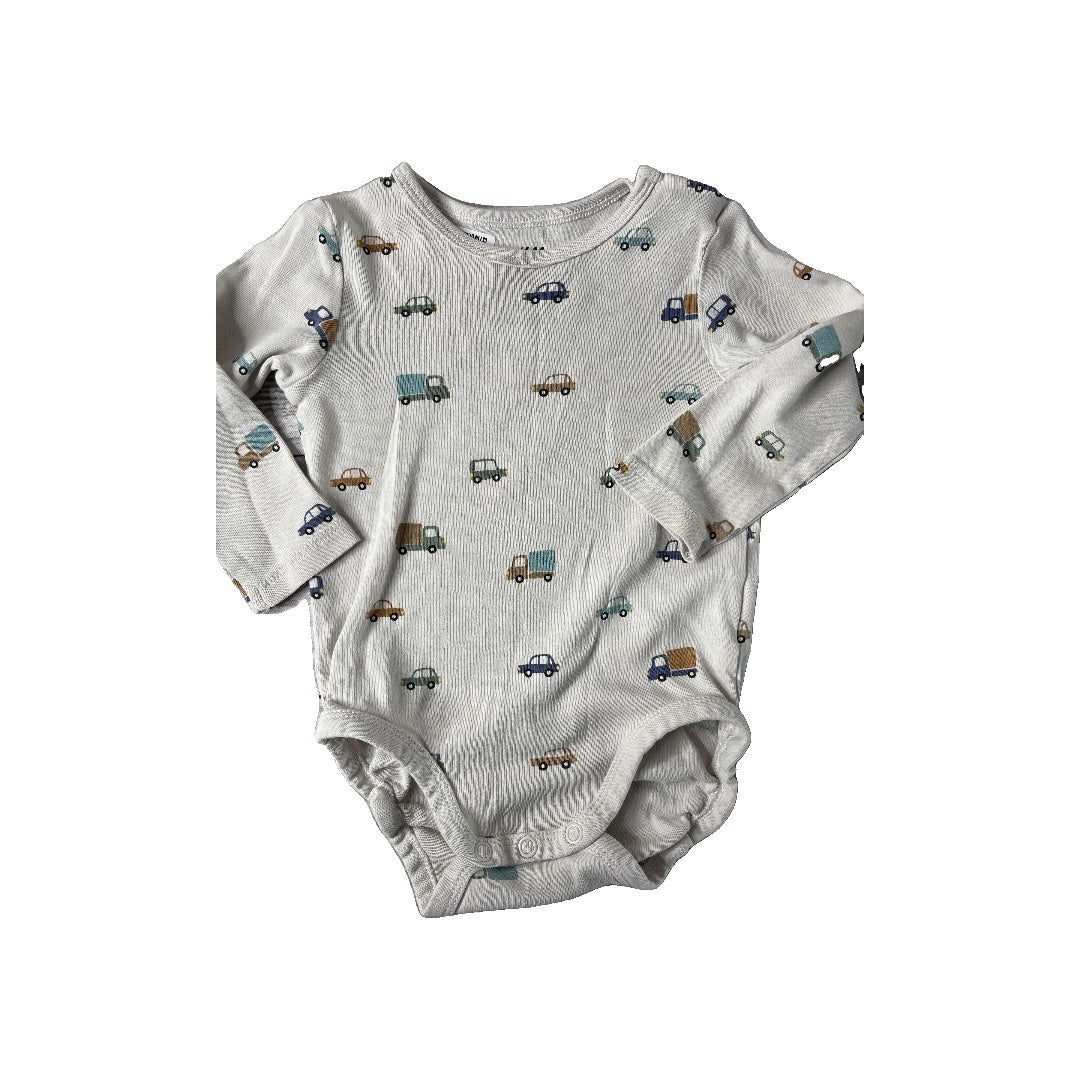 H&M Boys Tan | Trucks Onesie Size: 6-9 months Tan | Trucks