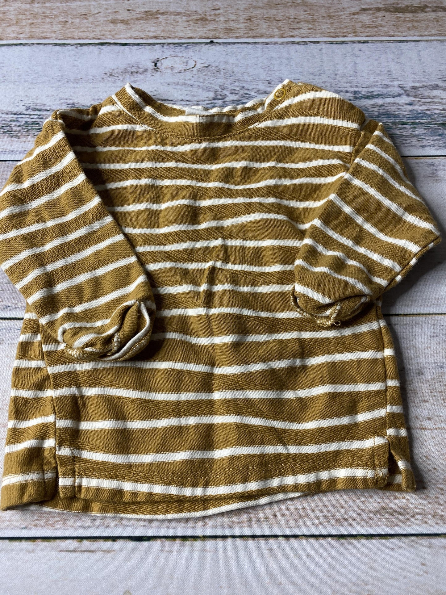 H&M Unisex Tan | White | Striped Long Sleeve T-Shirt Size: 3 months Tan | White | Striped
