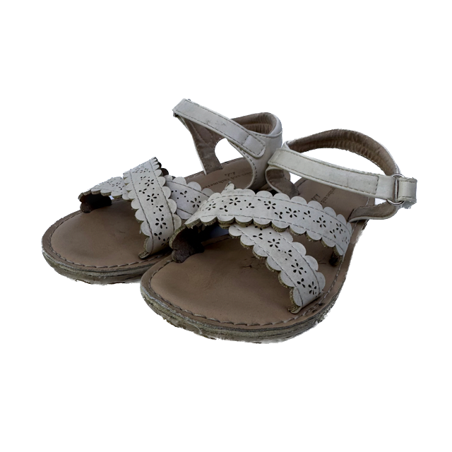 Cupcakes & Cashmere Girls Tan Sandals Size: 10 Toddler Tan