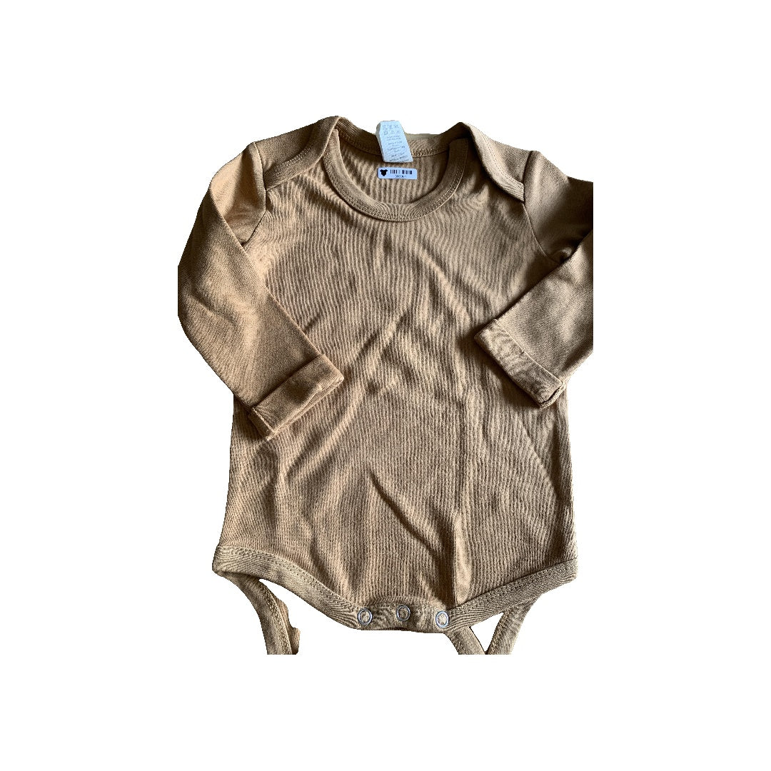 Kate Quinn Boys Tan Onesie Size: 12-18 months Tan
